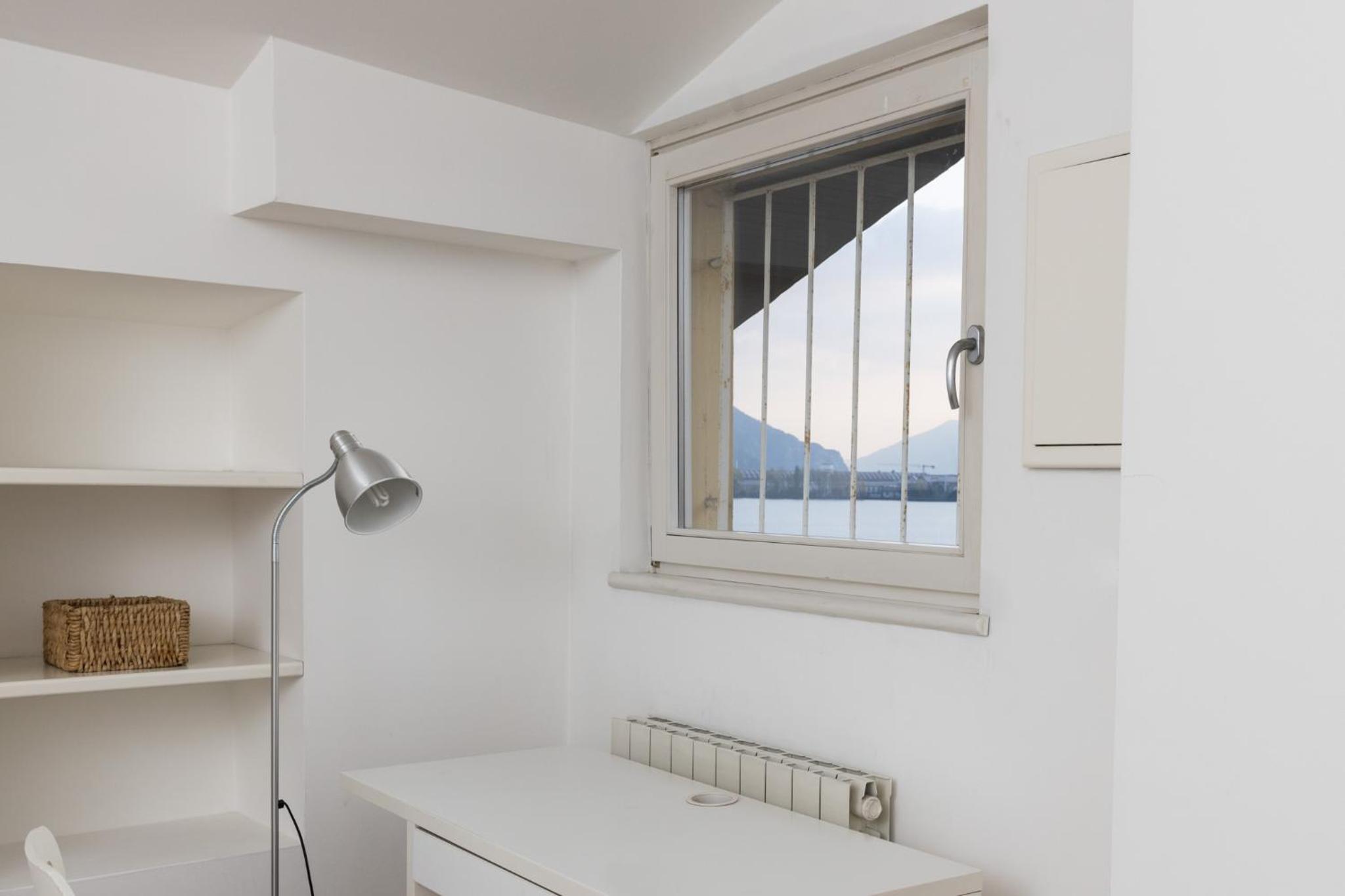 Two-Bedroom House - Photo 3