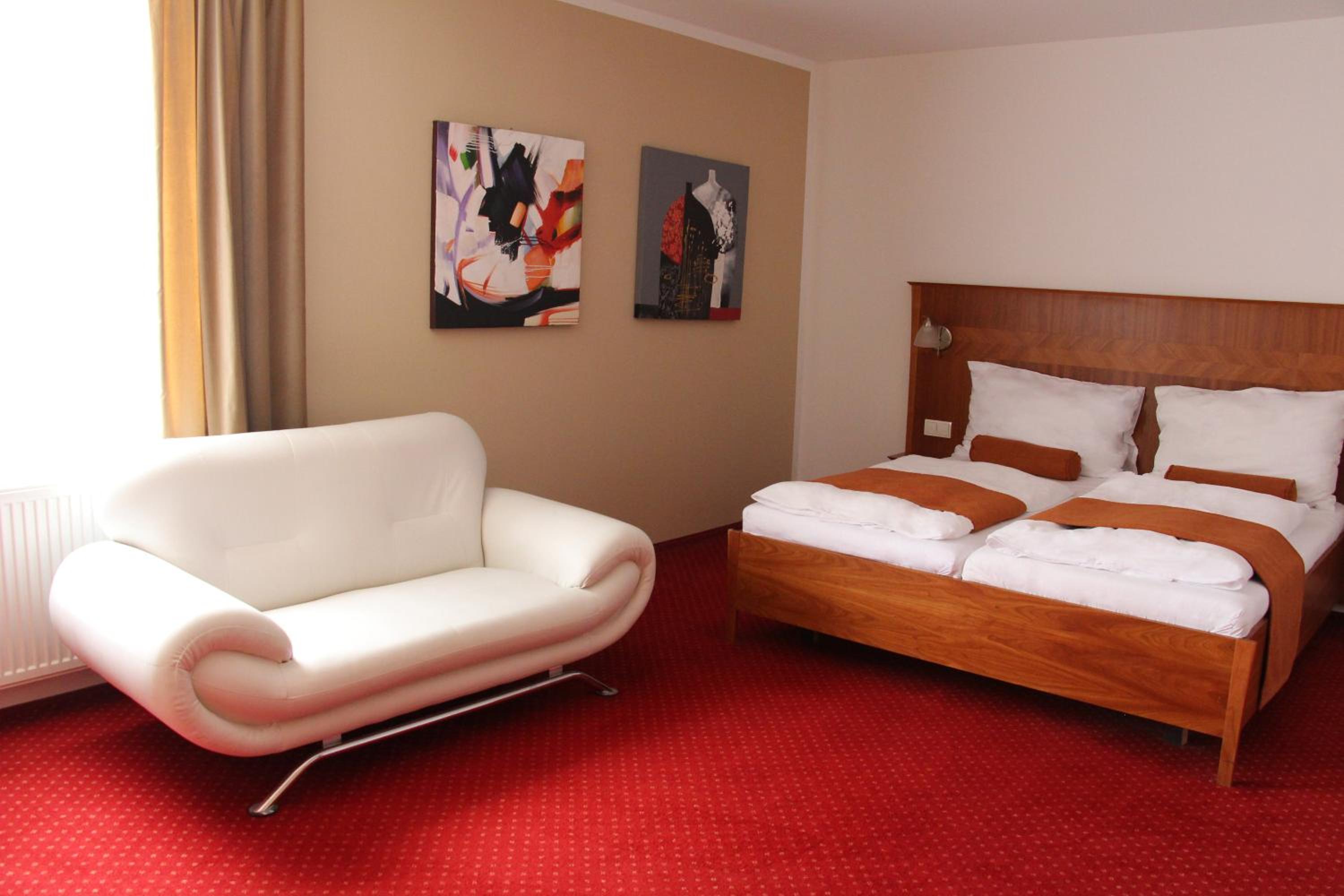 Double Room photo 3