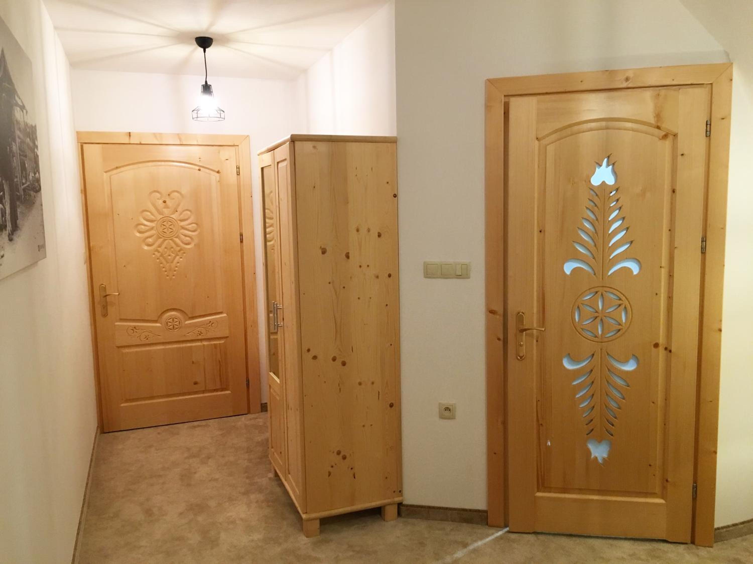 Double or Twin Room with Balcony - Photo 2