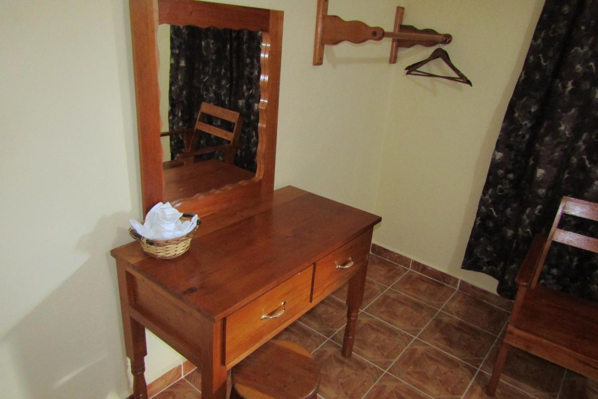 Twin Room with Bathroom photo 1