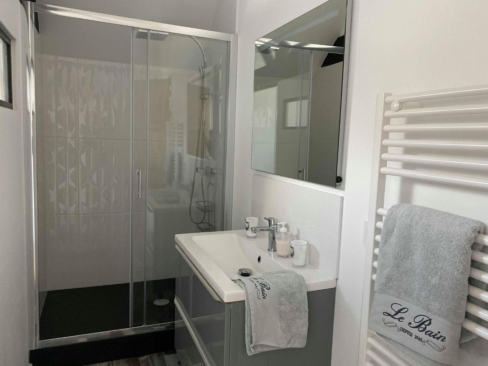 Superior Deluxe Double or Twin Room  photo 1