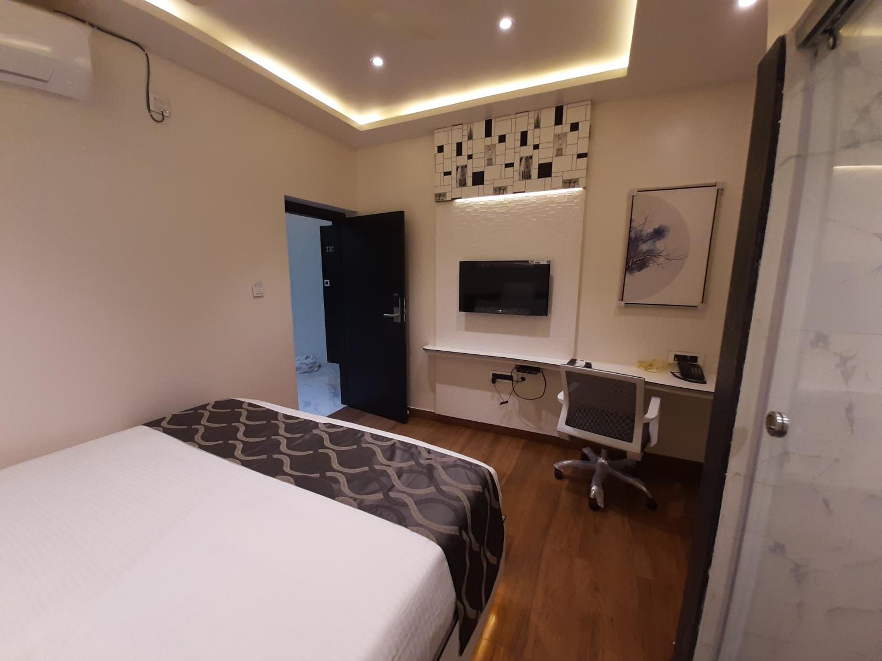 Deluxe Single Room