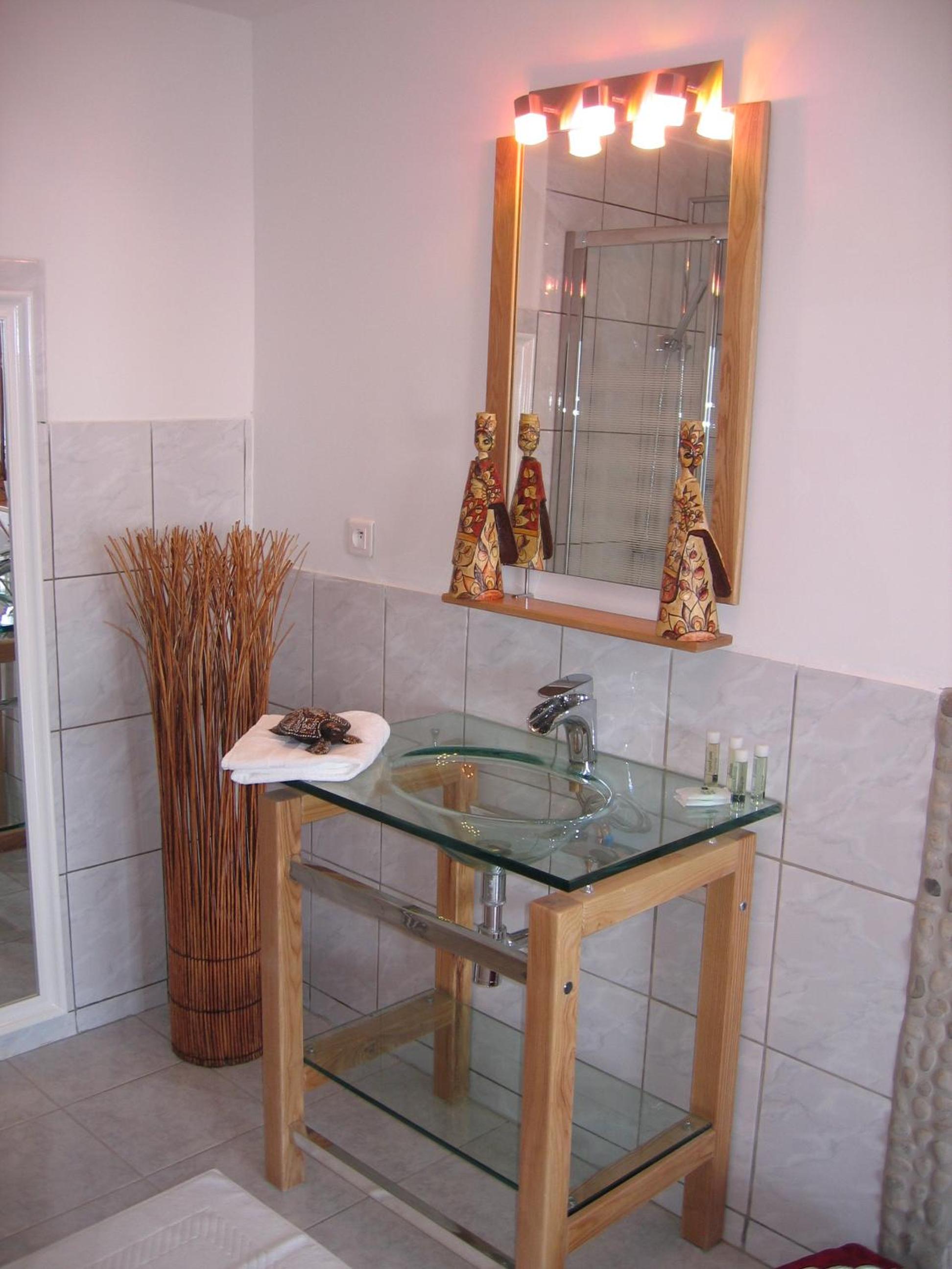 Double Room with Balcony and Sea View photo 2