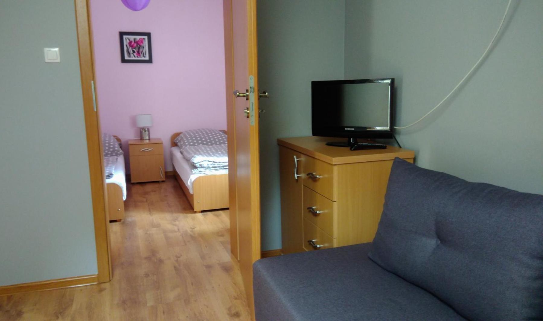 Large Twin Room photo 2