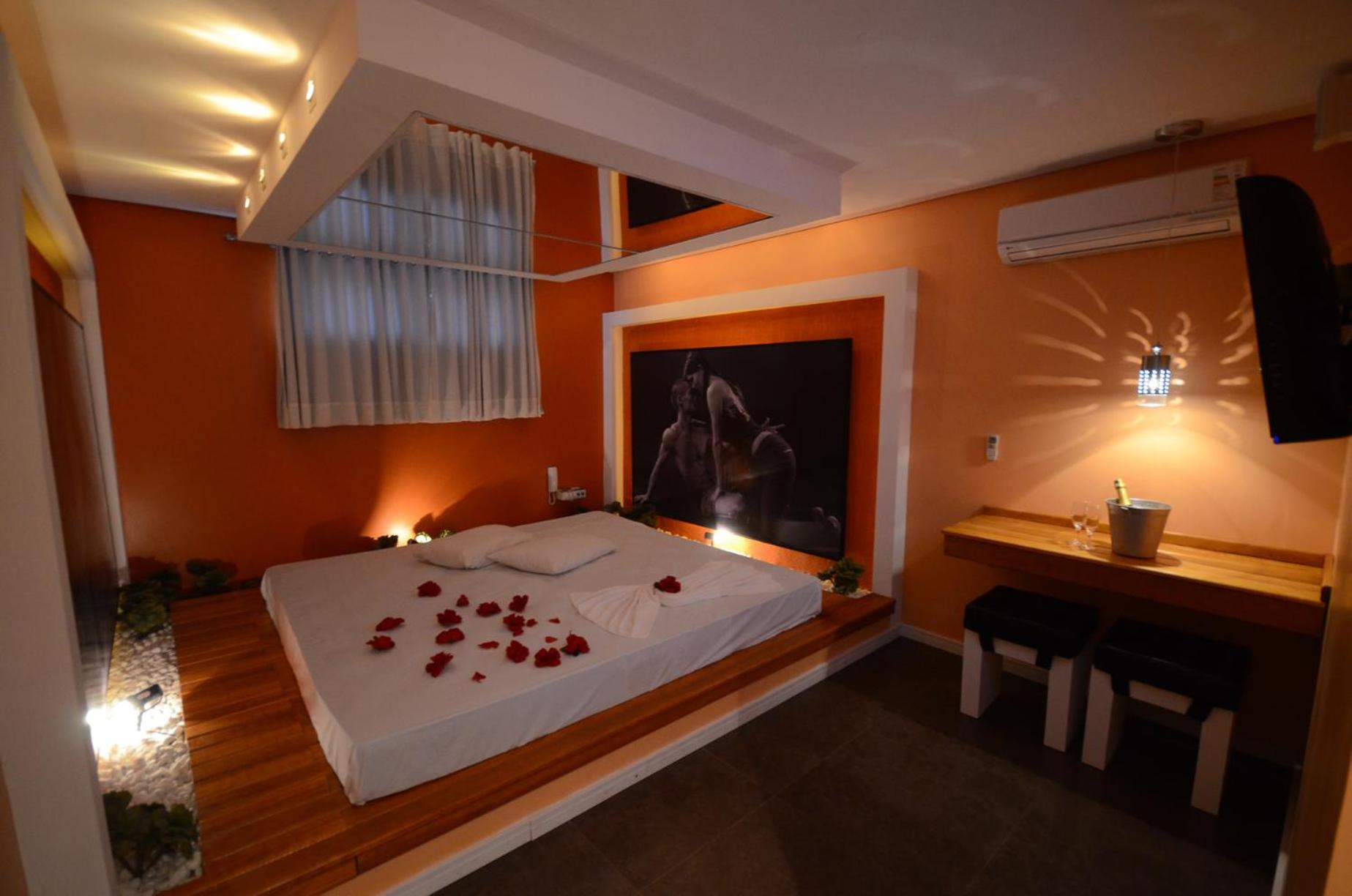 Deluxe Suite photo 2