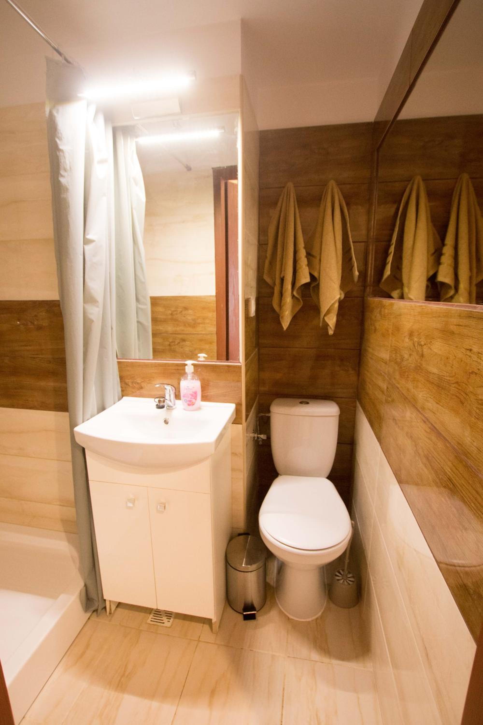Deluxe Queen Room with Two Queen Beds photo 1
