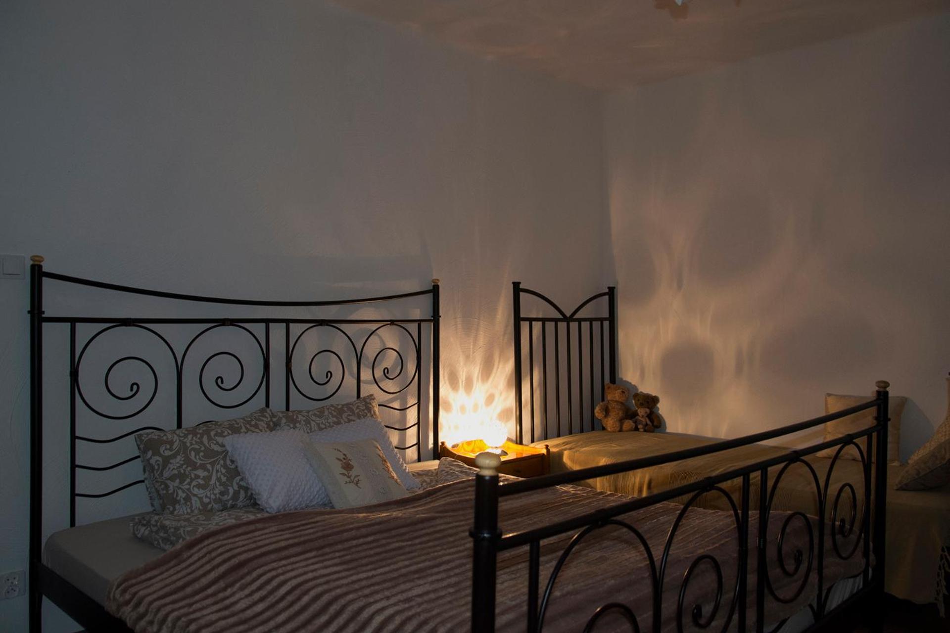 Triple Room with Bathroom - Photo 1