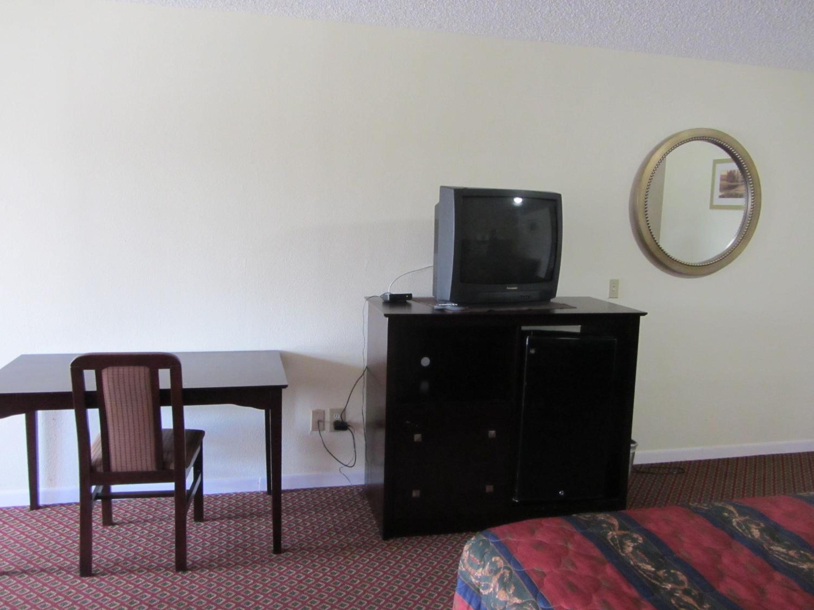 Queen Suite with Two Queen Beds
