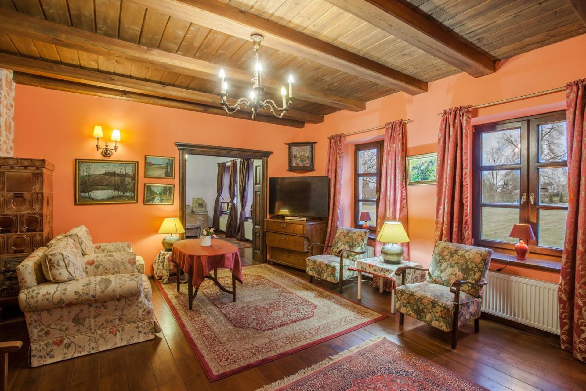 Deluxe Family Suite photo 1