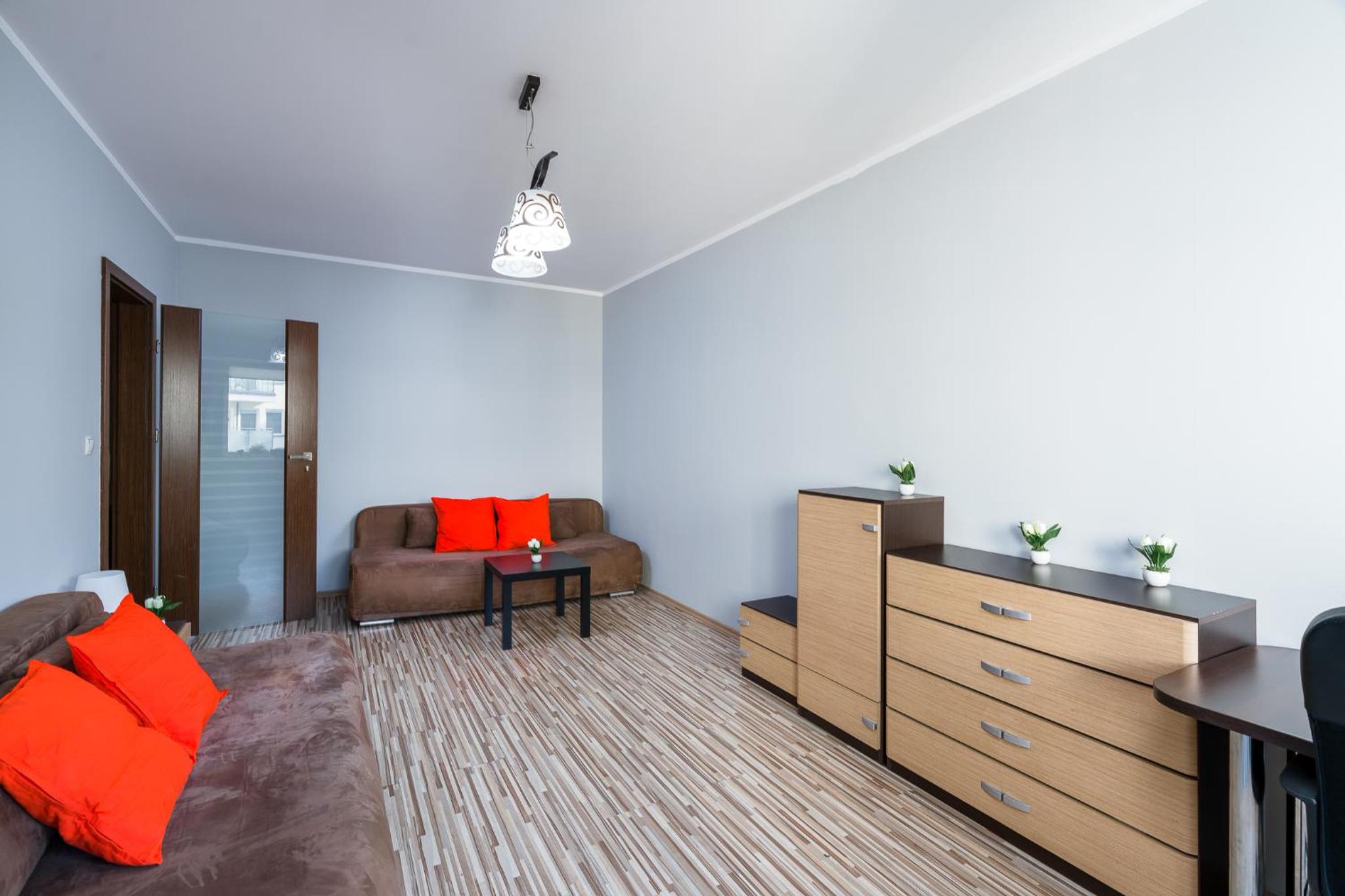One-Bedroom Apartment - Photo 9