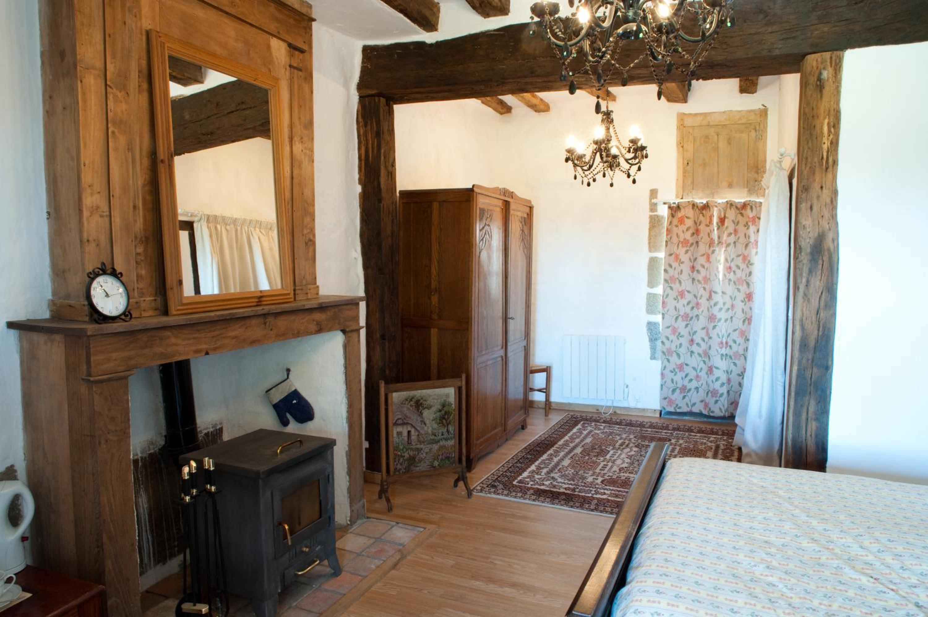 Double Room - Photo 4