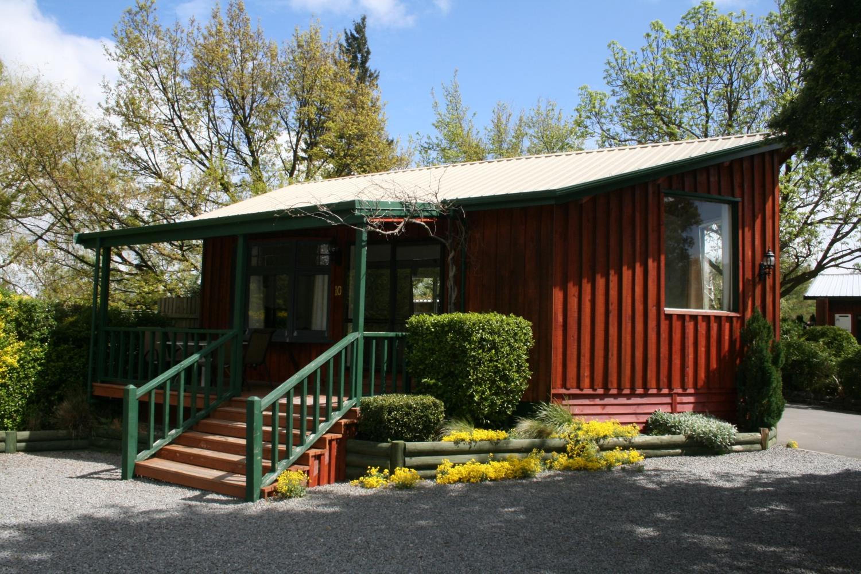 Open-Plan Bungalow photo 3