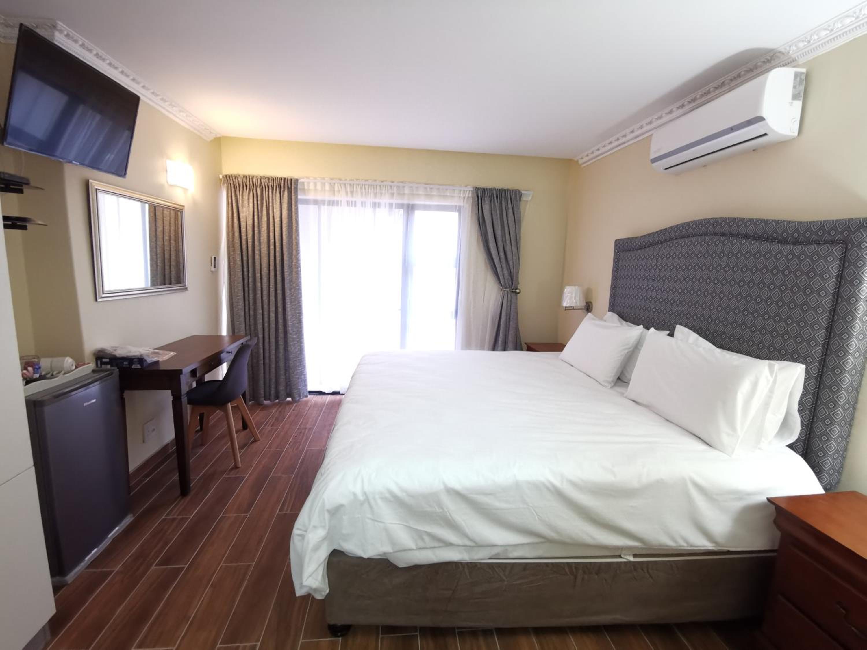 King Suite photo 2