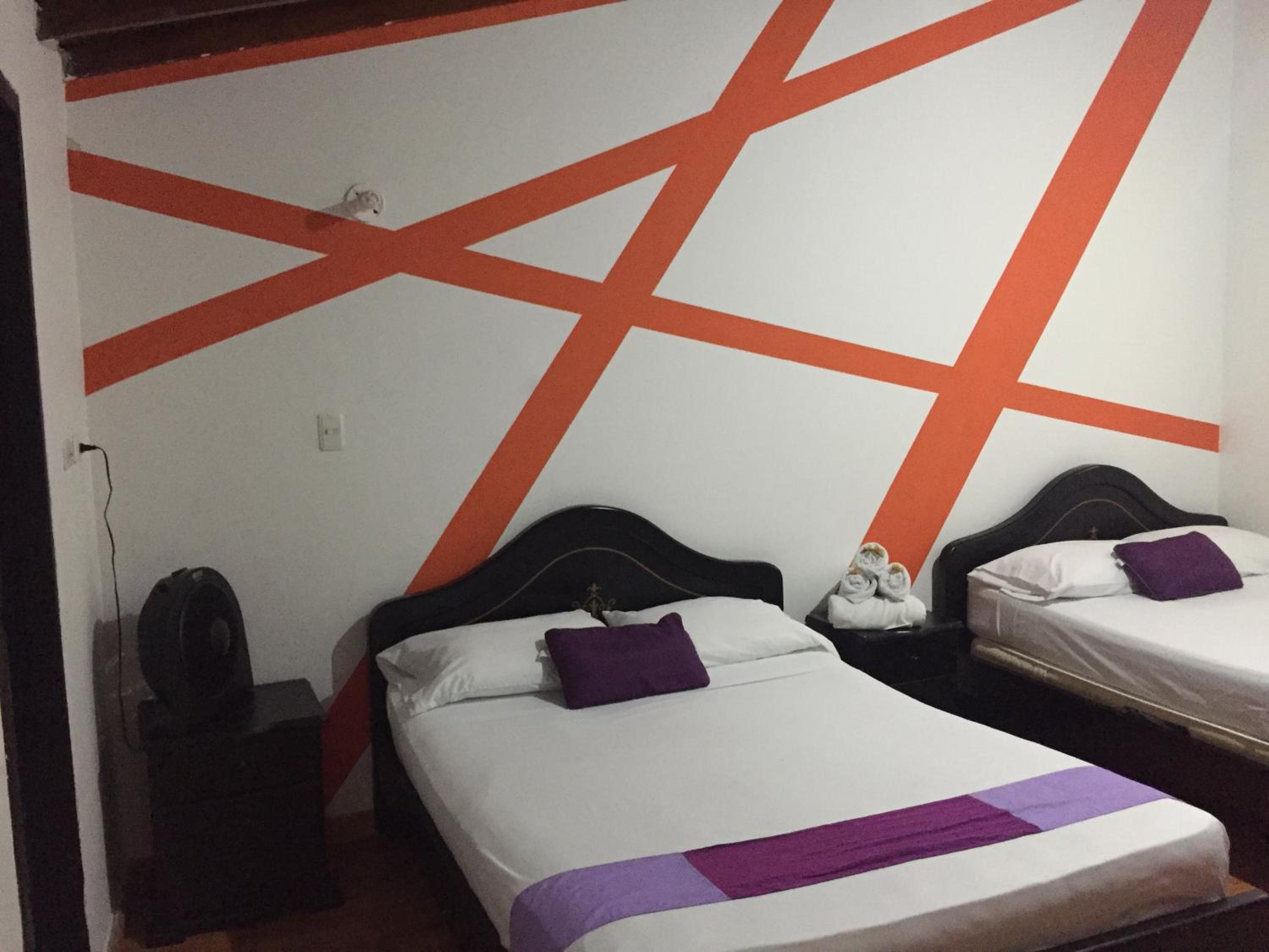 Quadruple Room with Private Bathroom photo 1