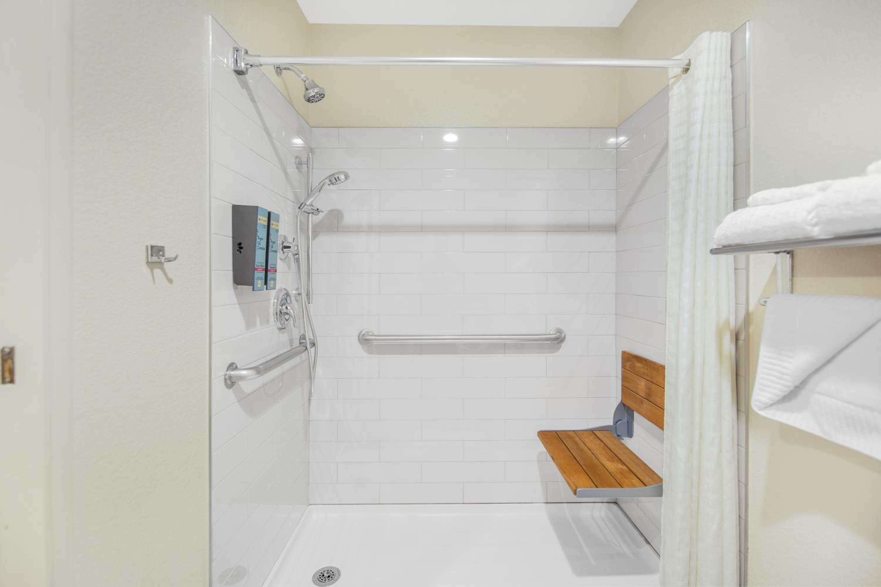 SureStay Hotel by Best Western Fontana, Billede 11