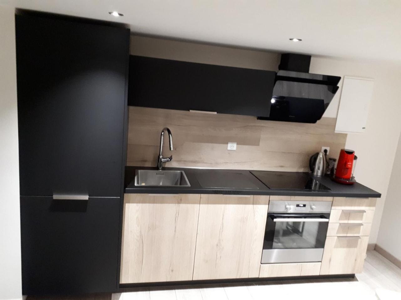 Studio Apartment with Terrace