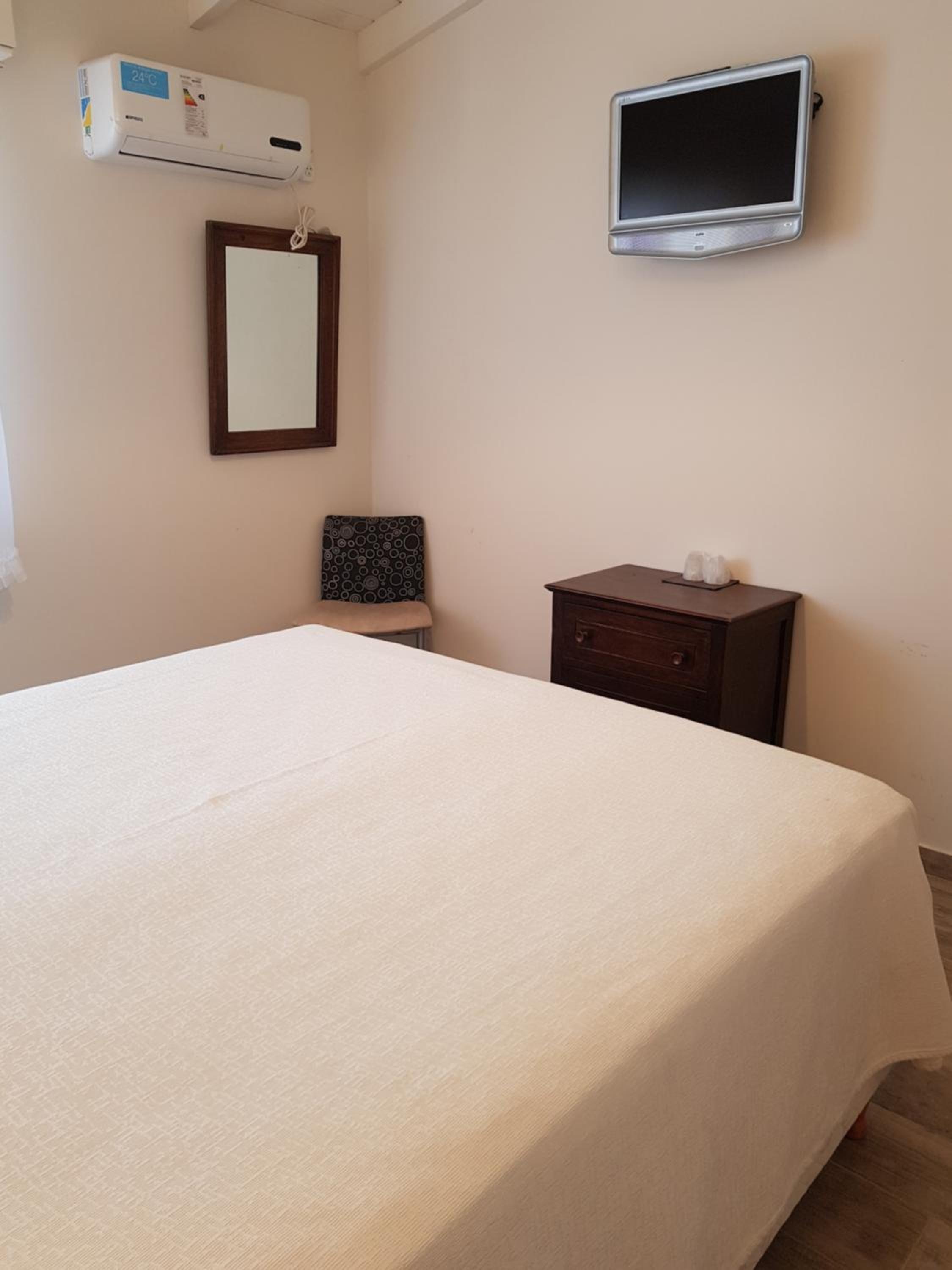Economy Double Room photo 2