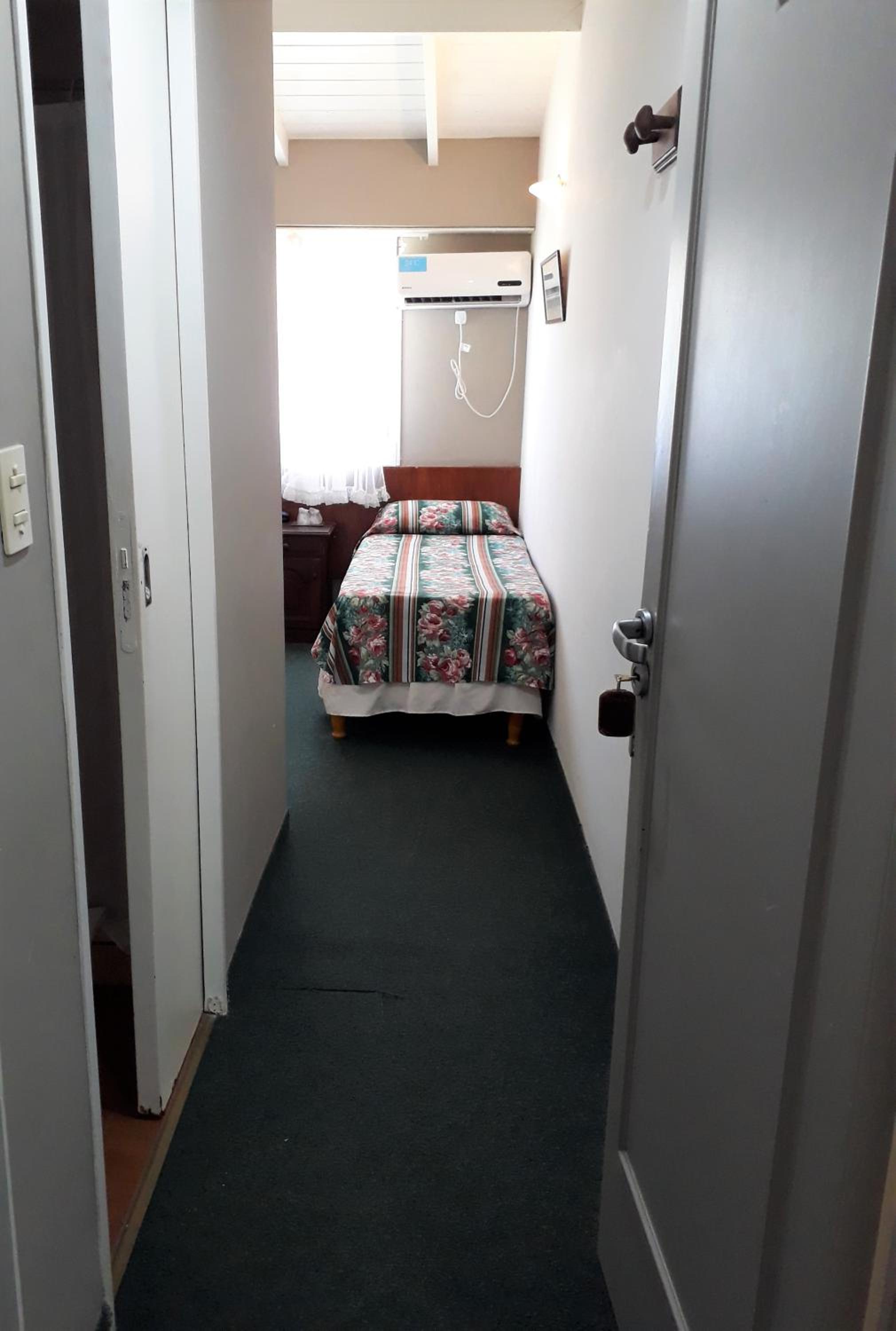 Budget Double Room photo 1