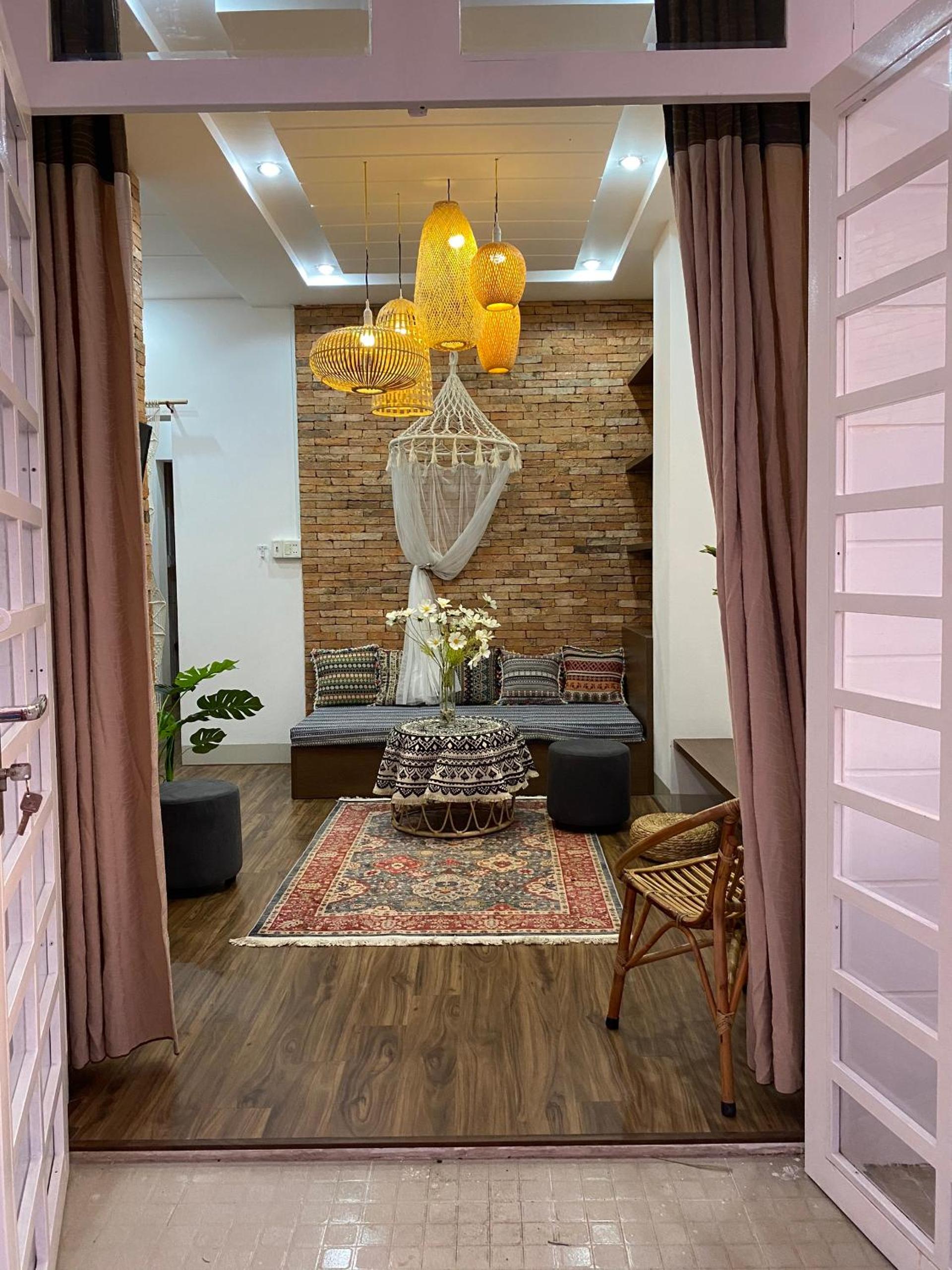 Apartment with Balcony