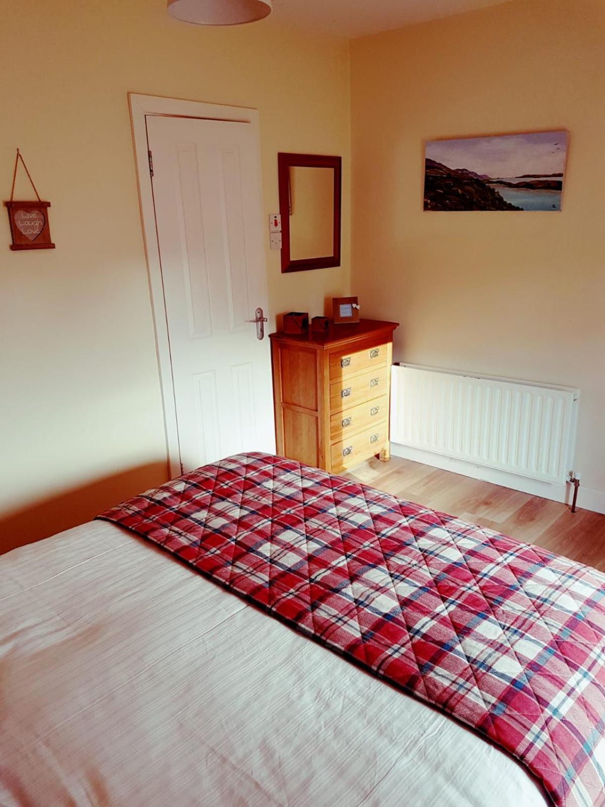 Two-Bedroom House photo 2