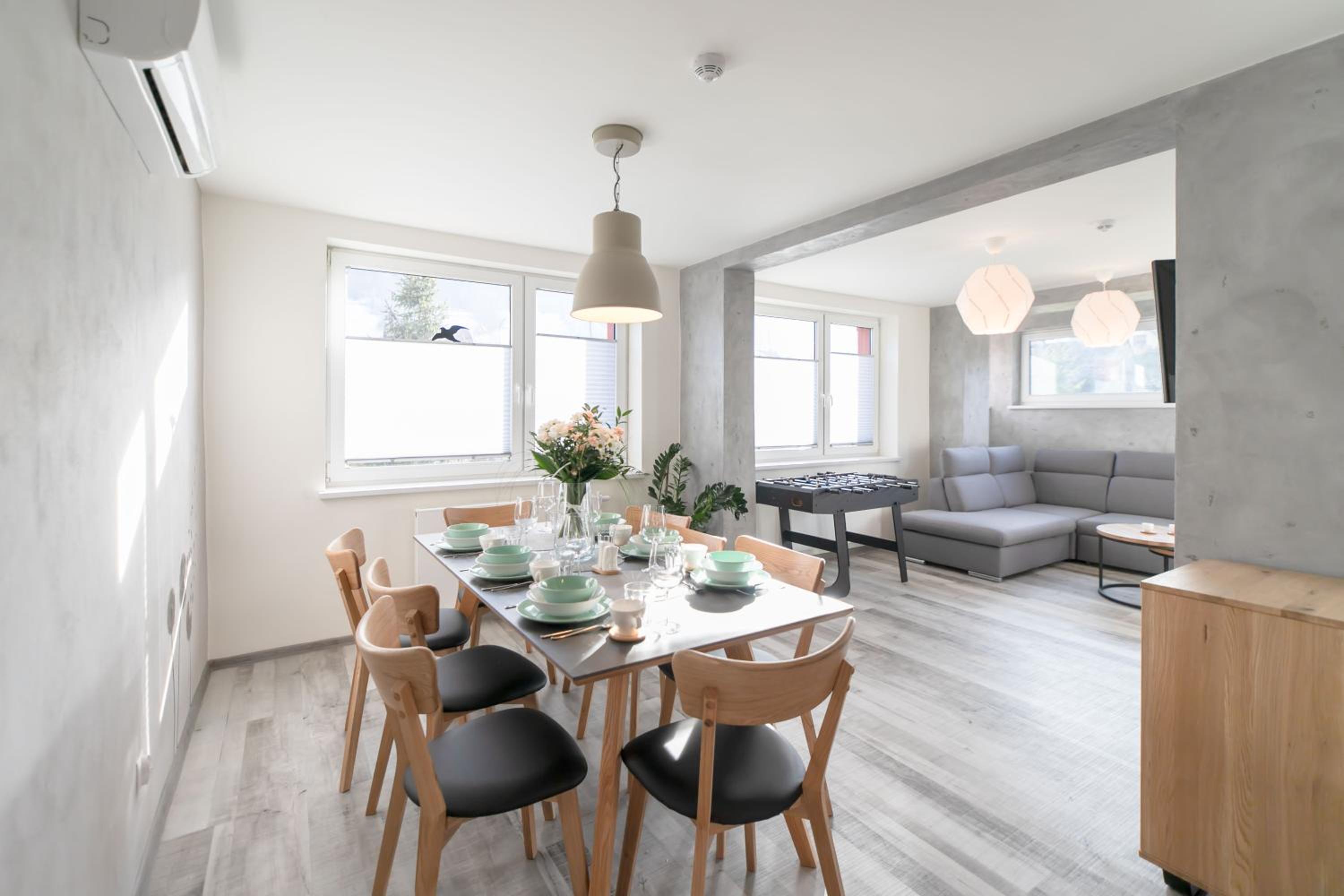 Three-Bedroom House - Photo 3