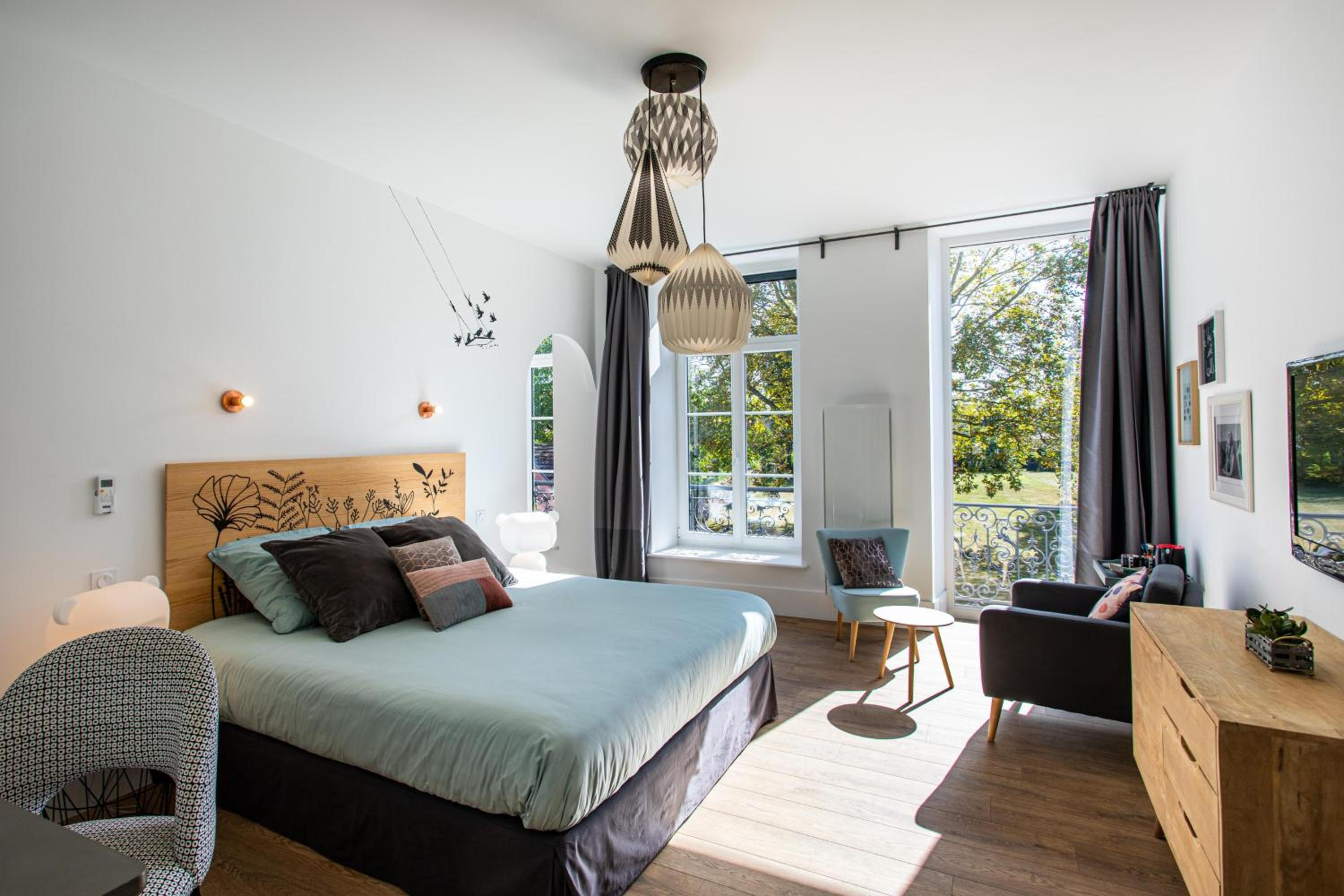King Room with Pool View