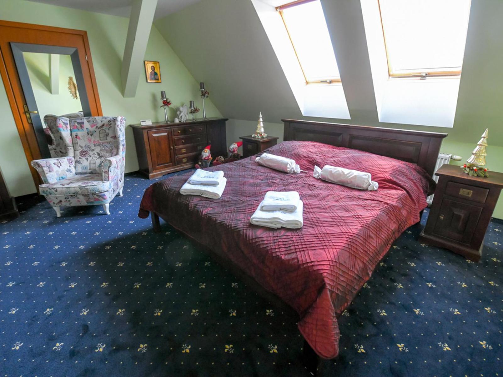 Deluxe Triple Room