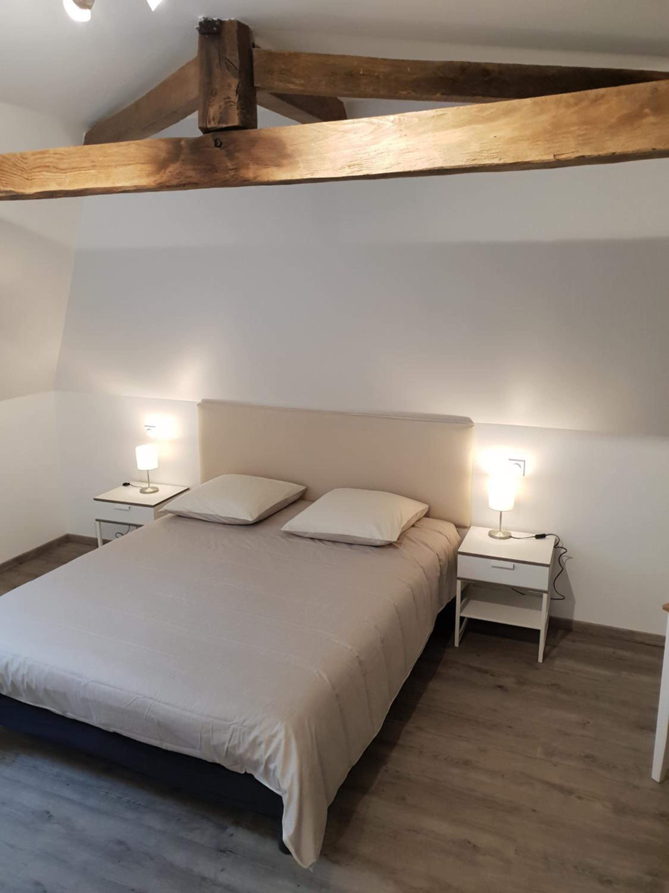 Double Room with Private Bathroom - Photo 5