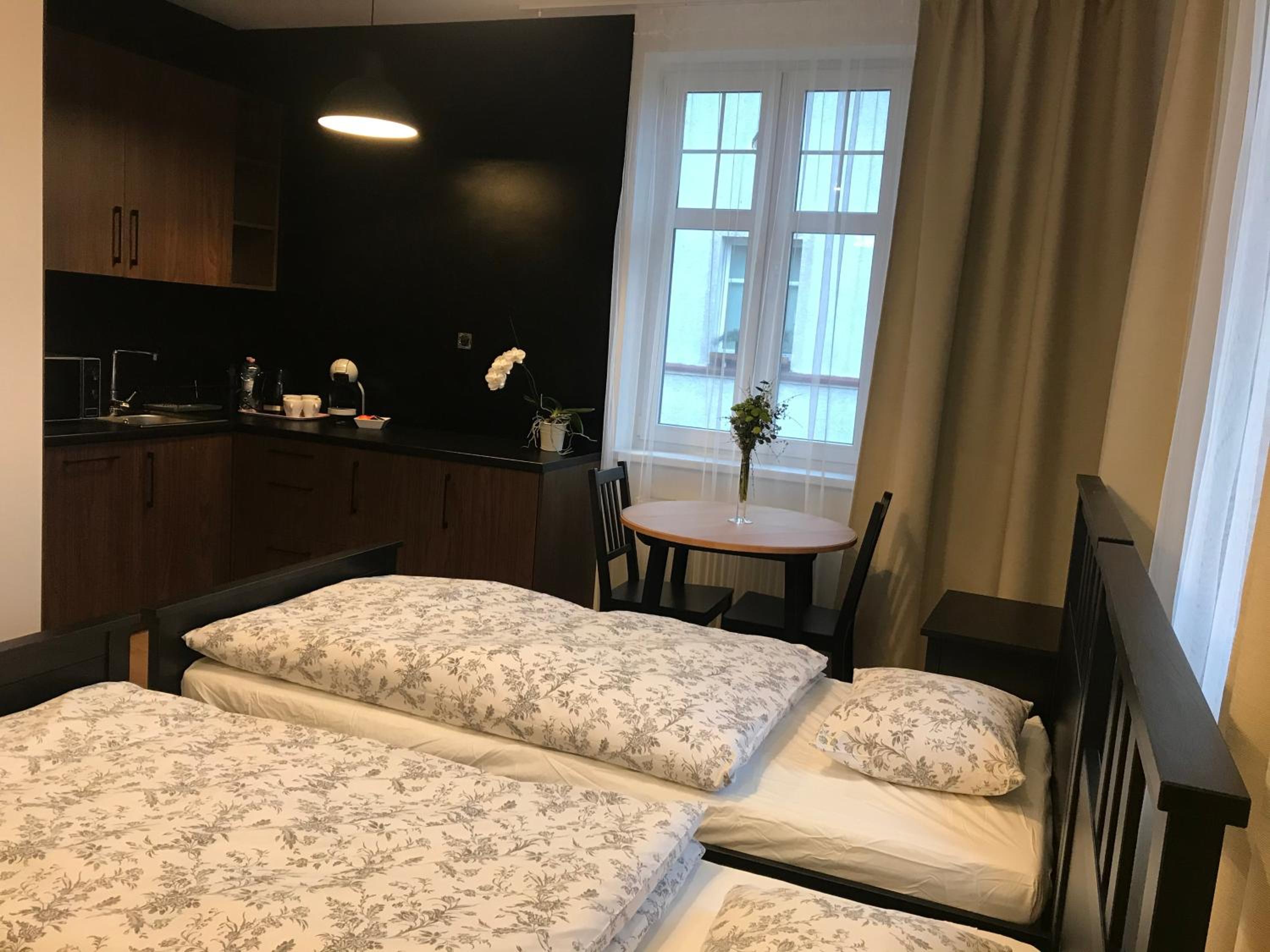 Standard Queen Room photo 1