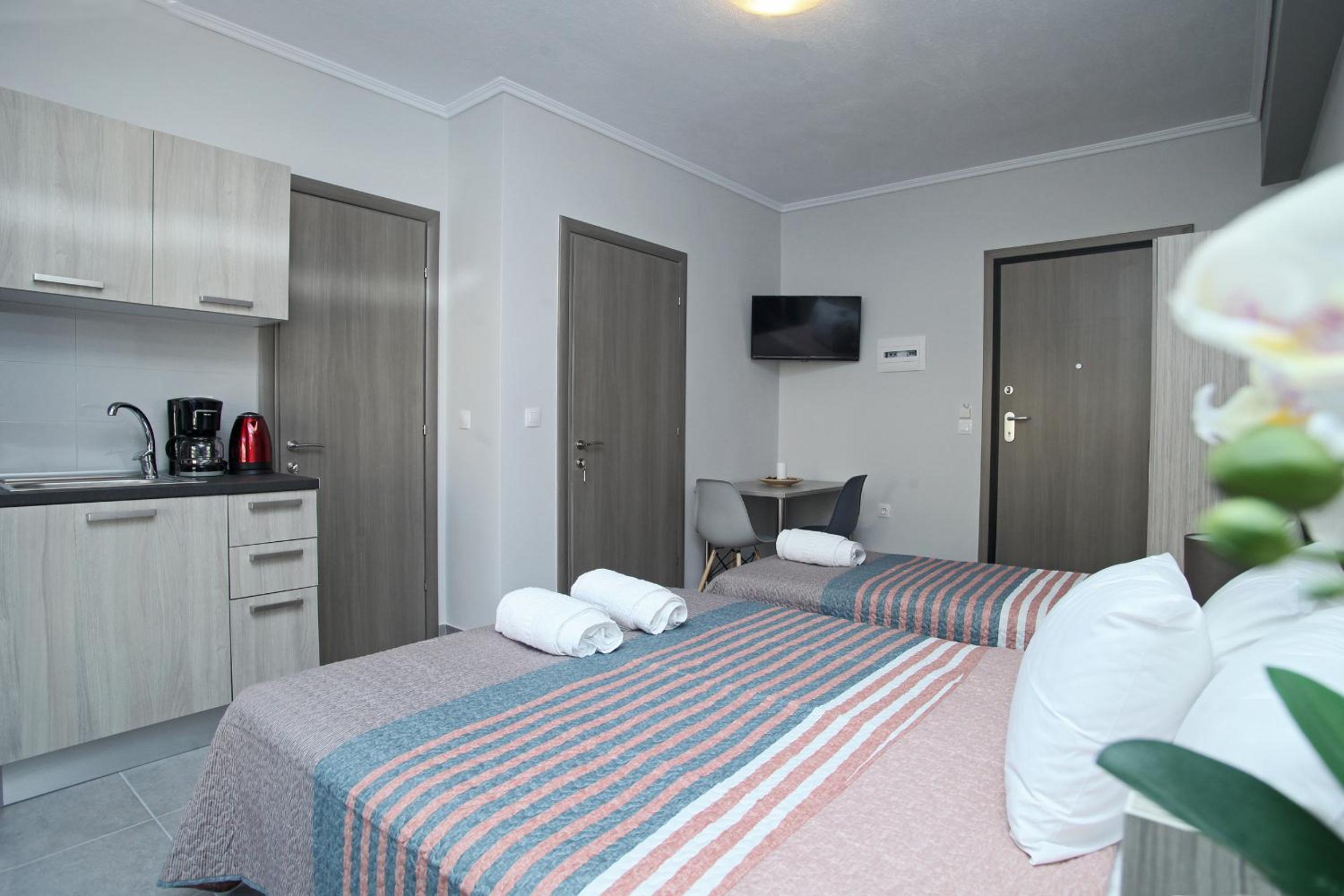 One-Bedroom House photo 2
