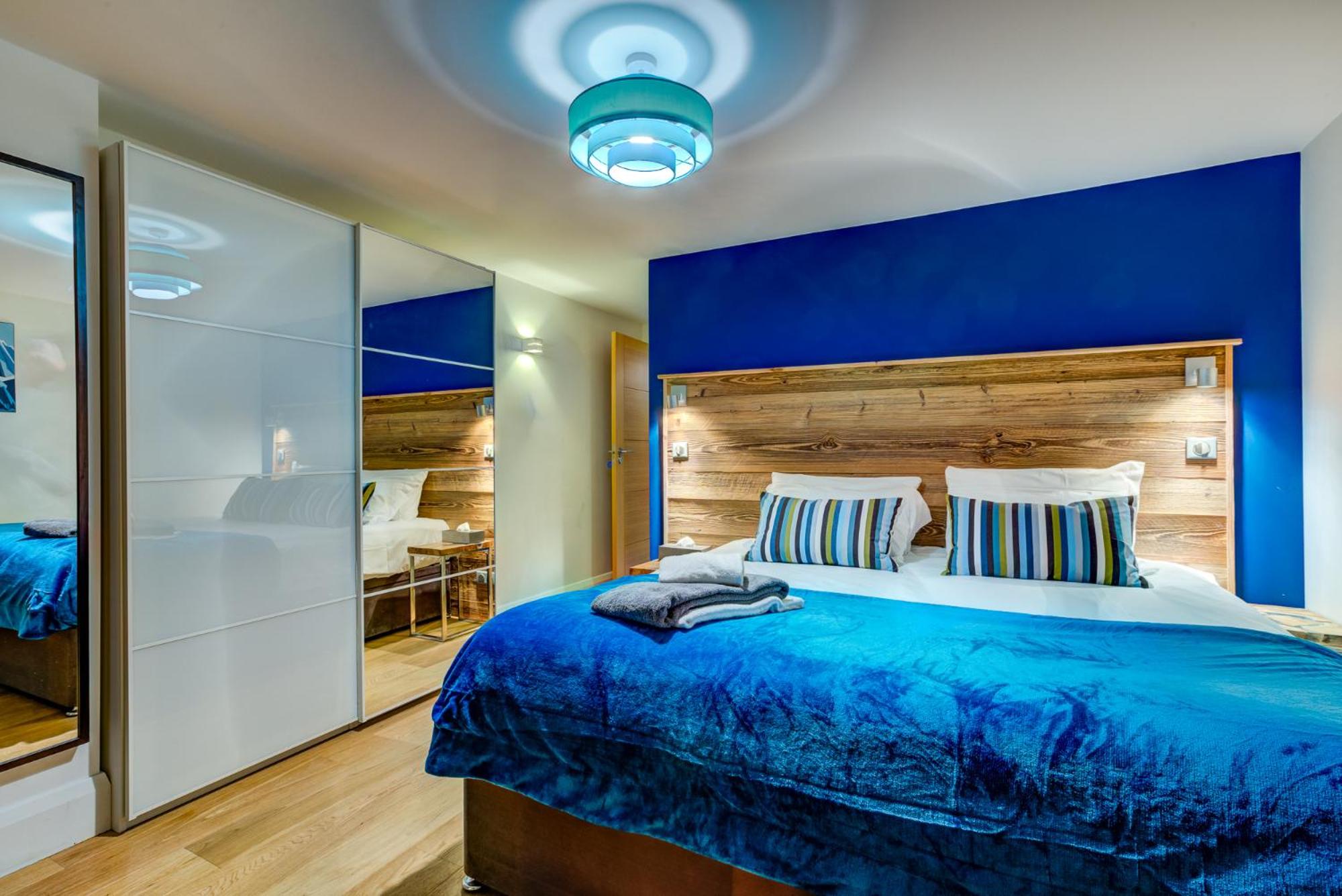 Double or Twin Room with Private Bathroom
