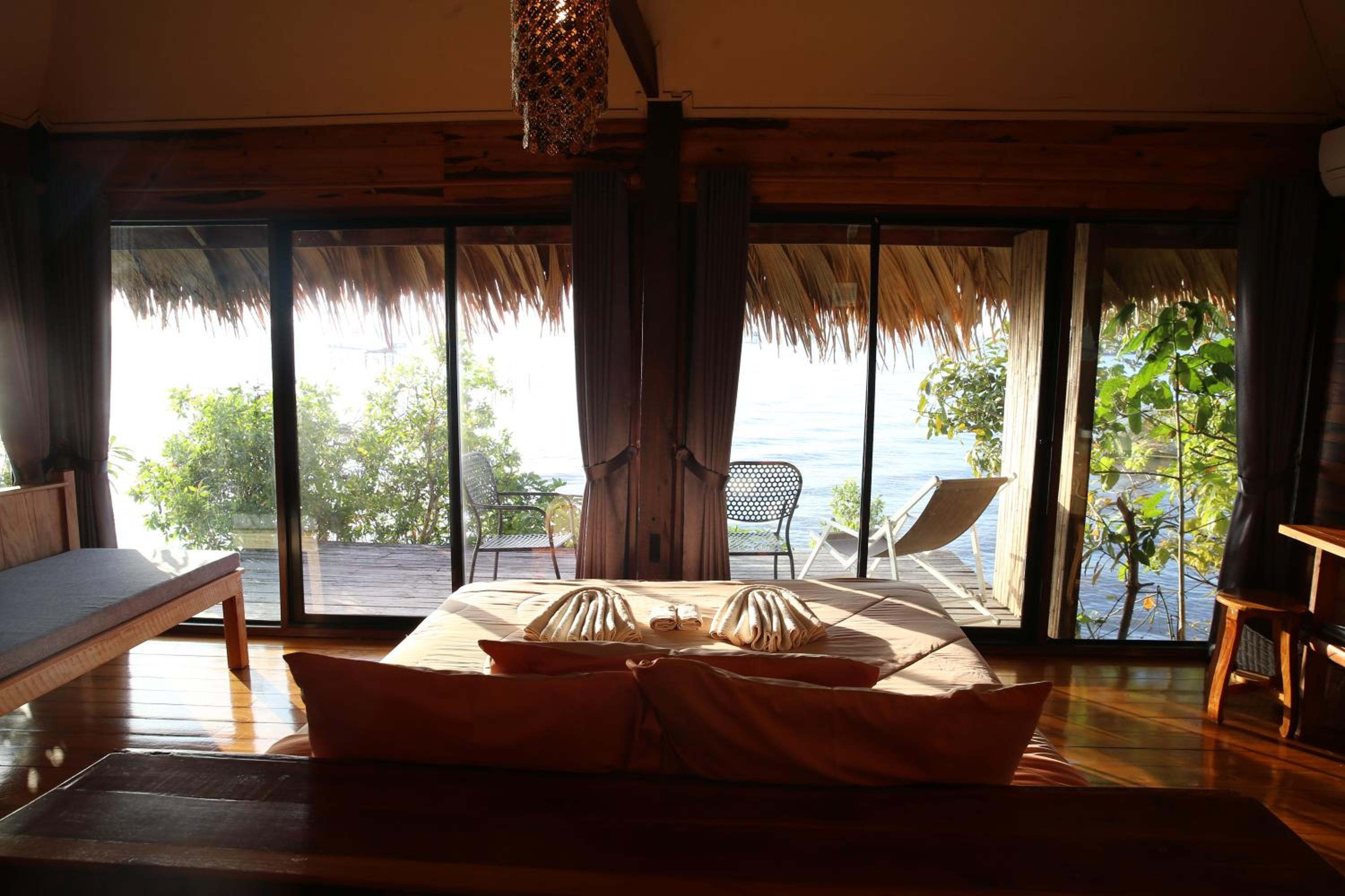 King Room with Sea View photo 1