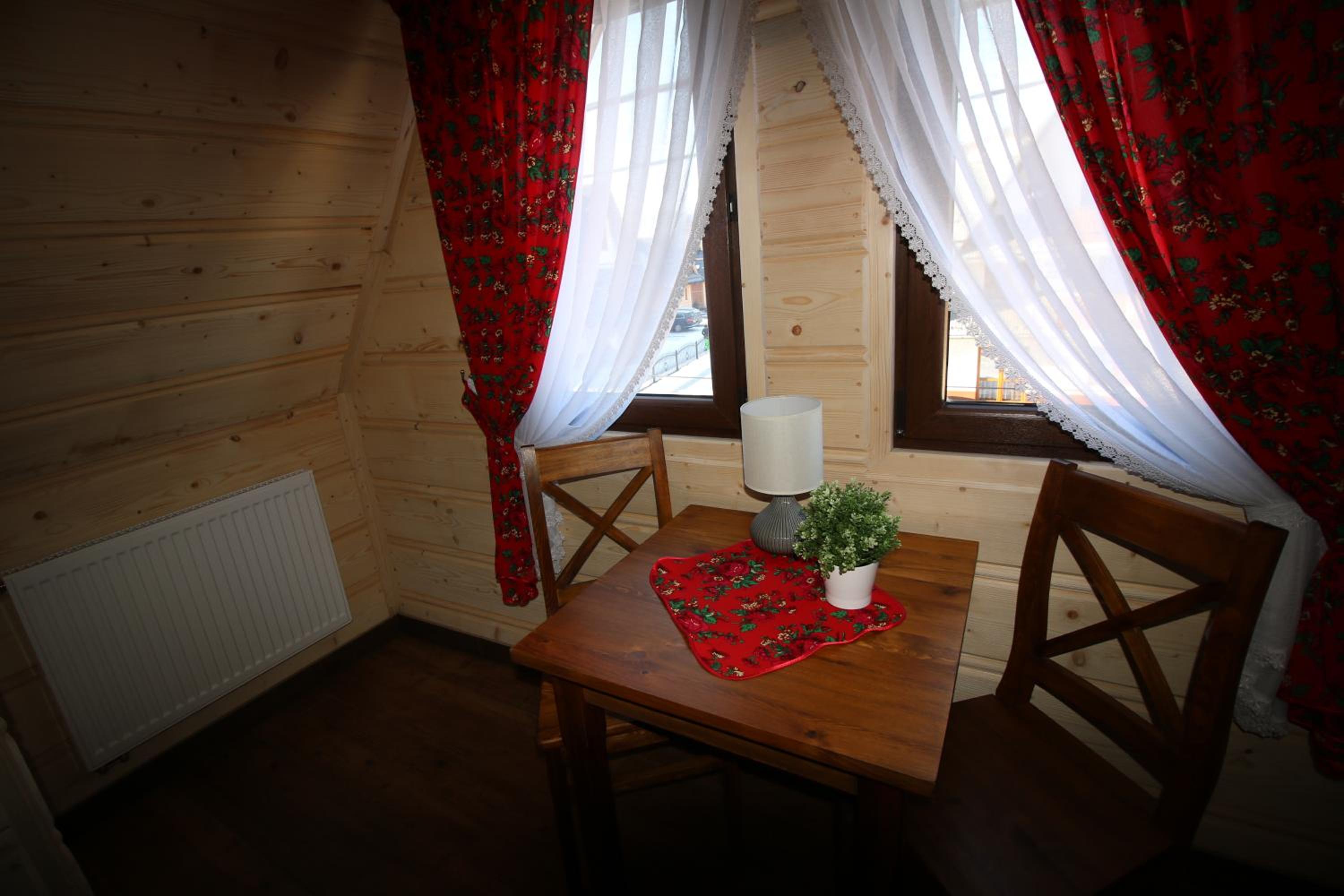 Triple Room with Private Bathroom - Photo 2