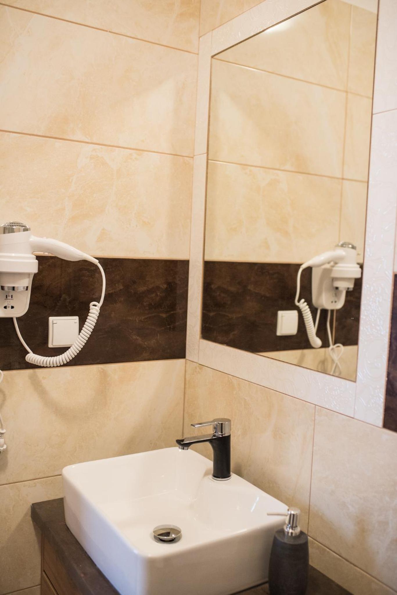 Family Room with Shower photo 2
