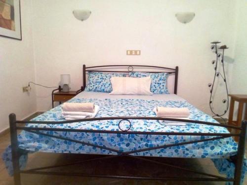 Triple Room with City View