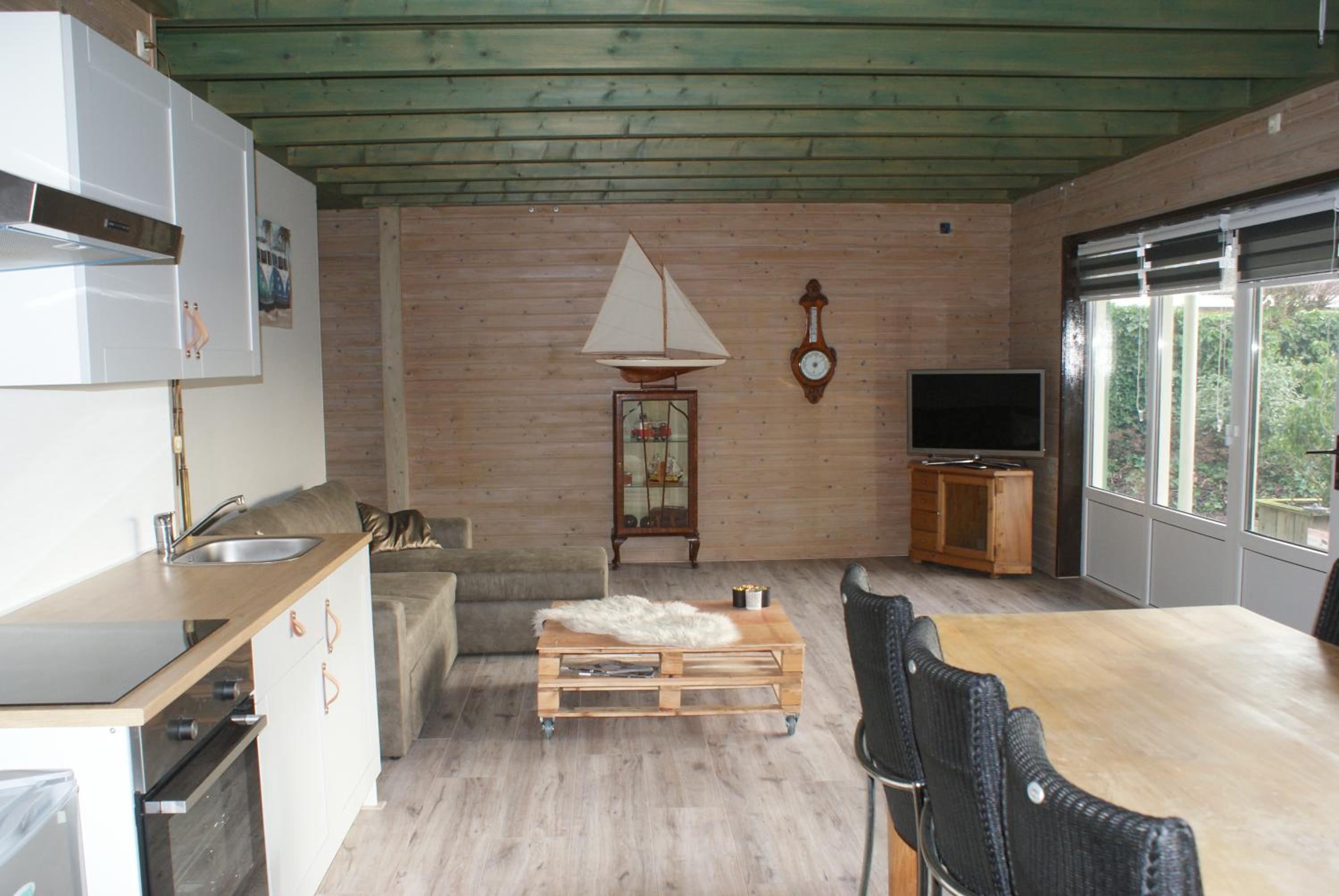 Apartment with Terrace