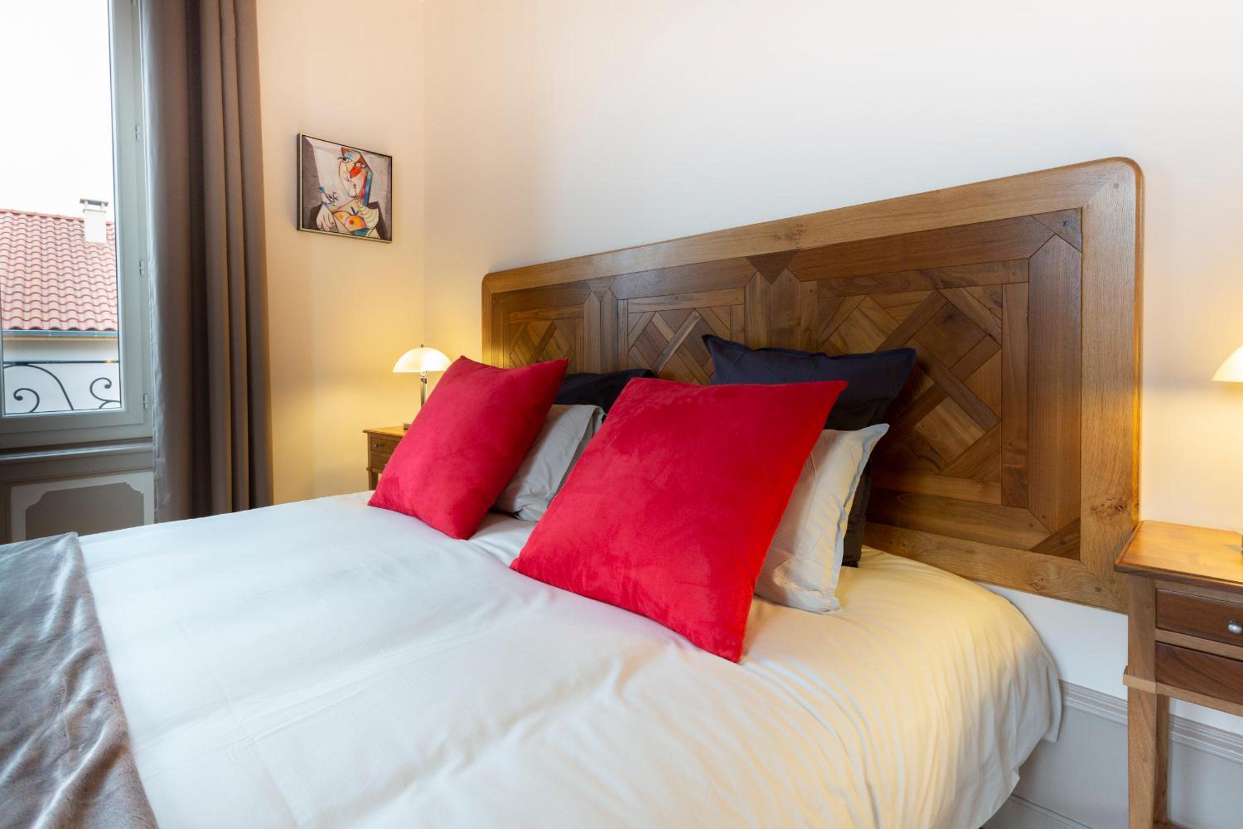 Large Double Room