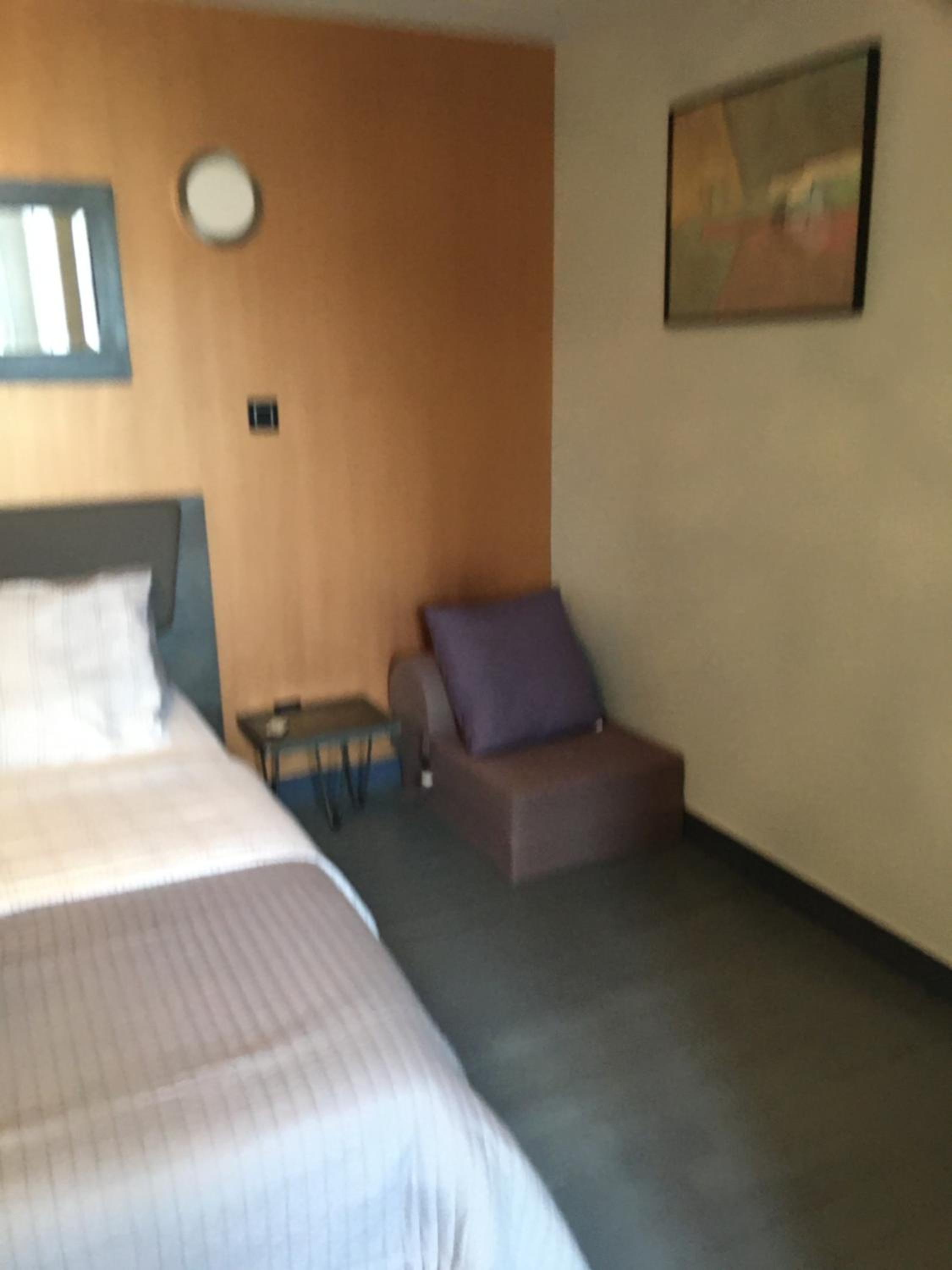 Deluxe Room (2 Adults + 1 Child) photo 3