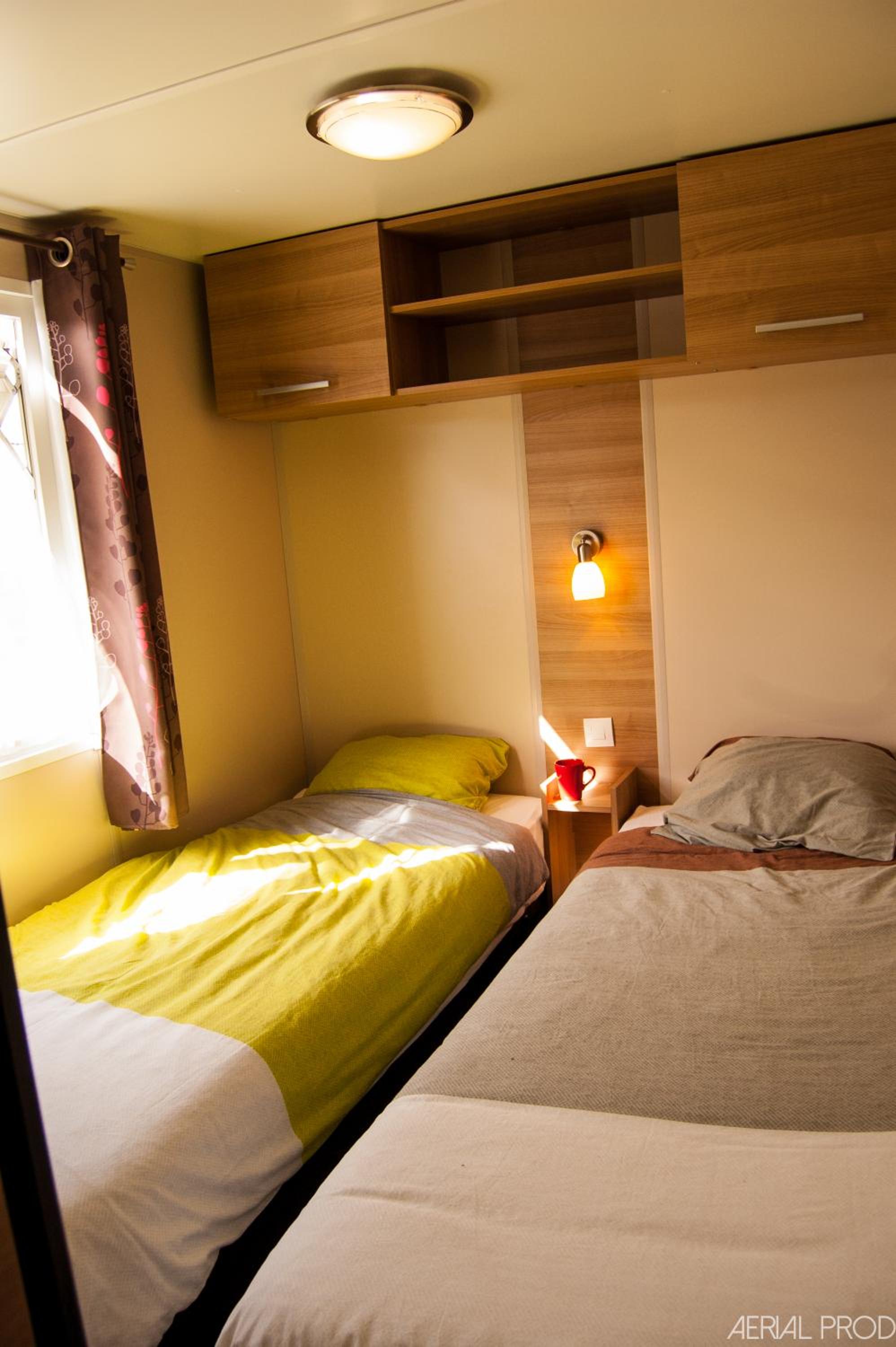 Mobile Home photo 2