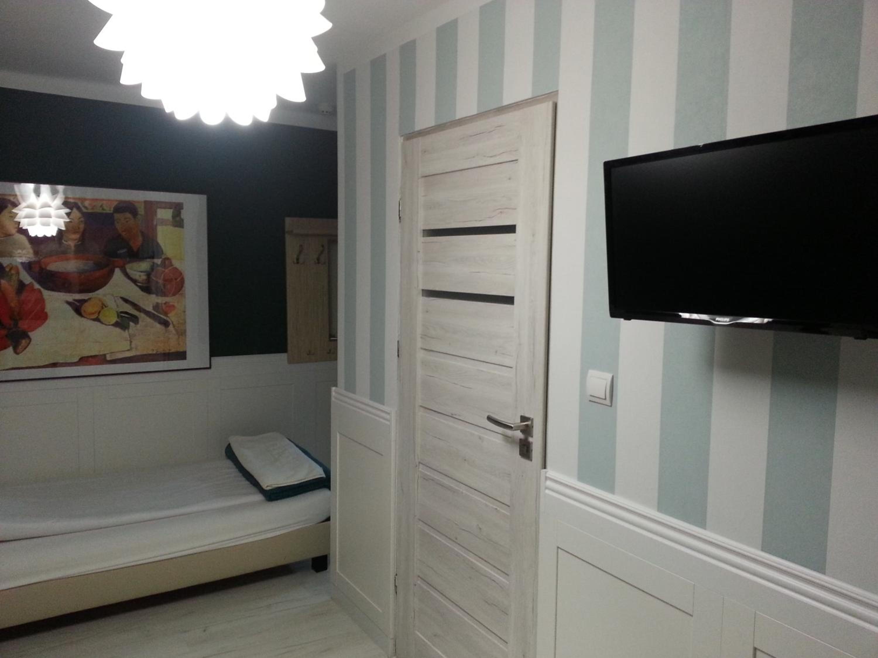 Deluxe Double Room with Balcony - Photo 22