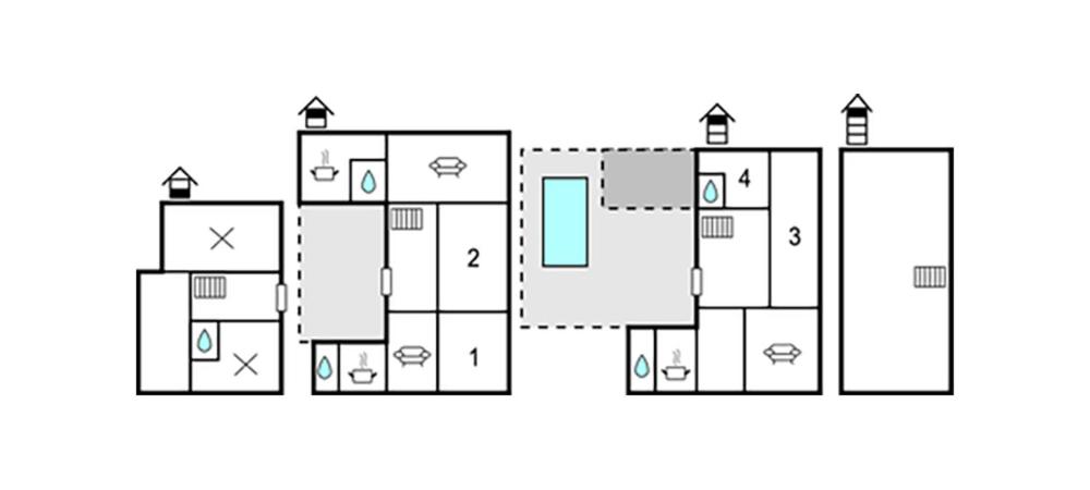 Four-Bedroom House photo 1