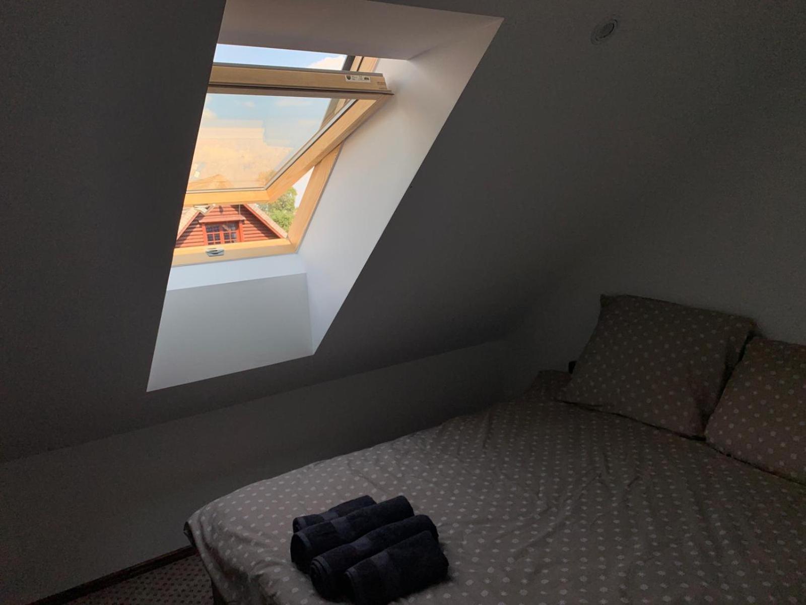 Standard Double Room - Photo 2