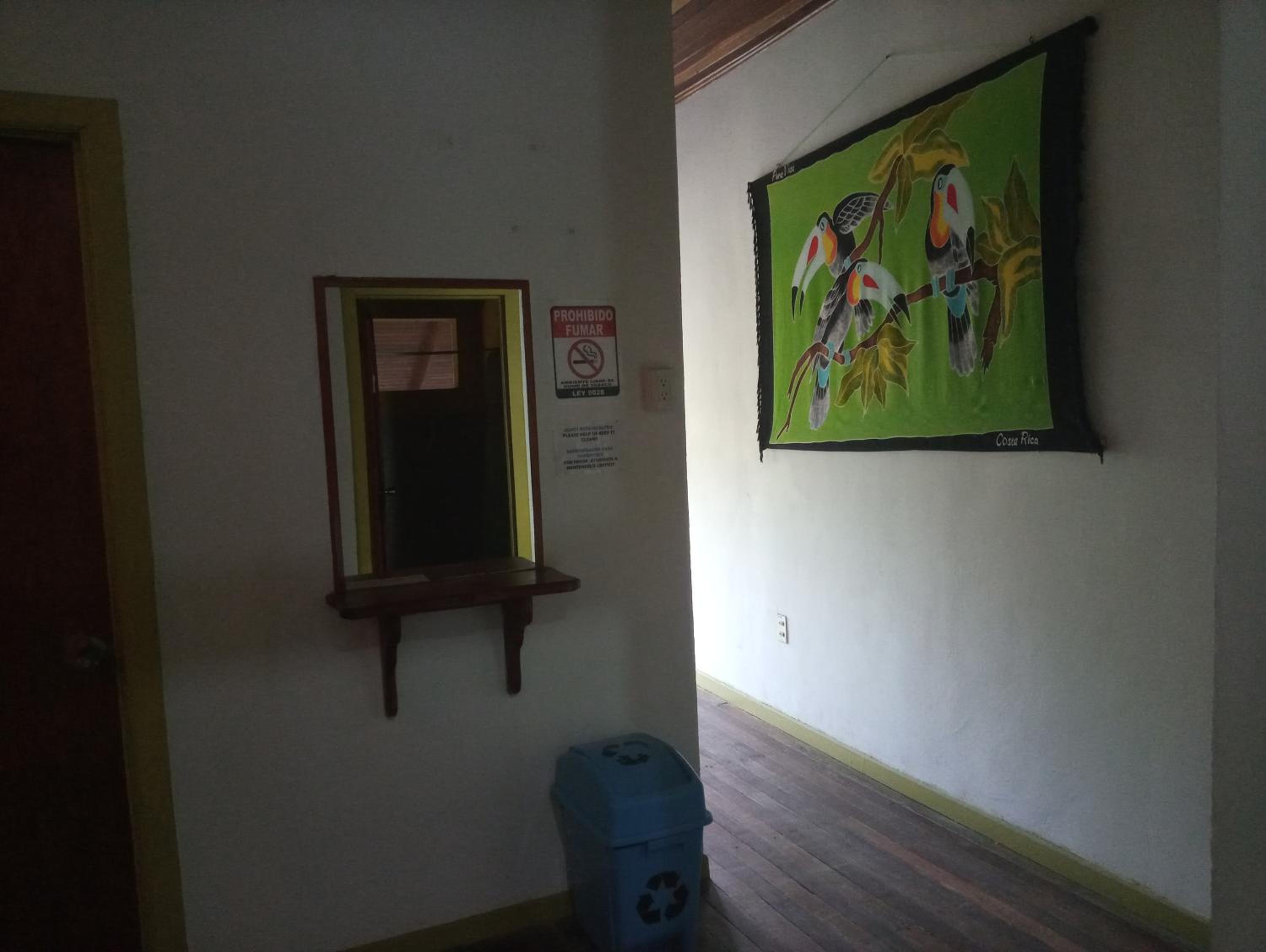 Double Room with Shared Bathroom no A/C 6 photo 1