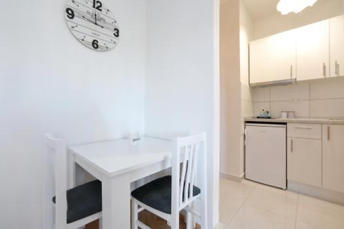 Deluxe Double Room with Balcony photo 3