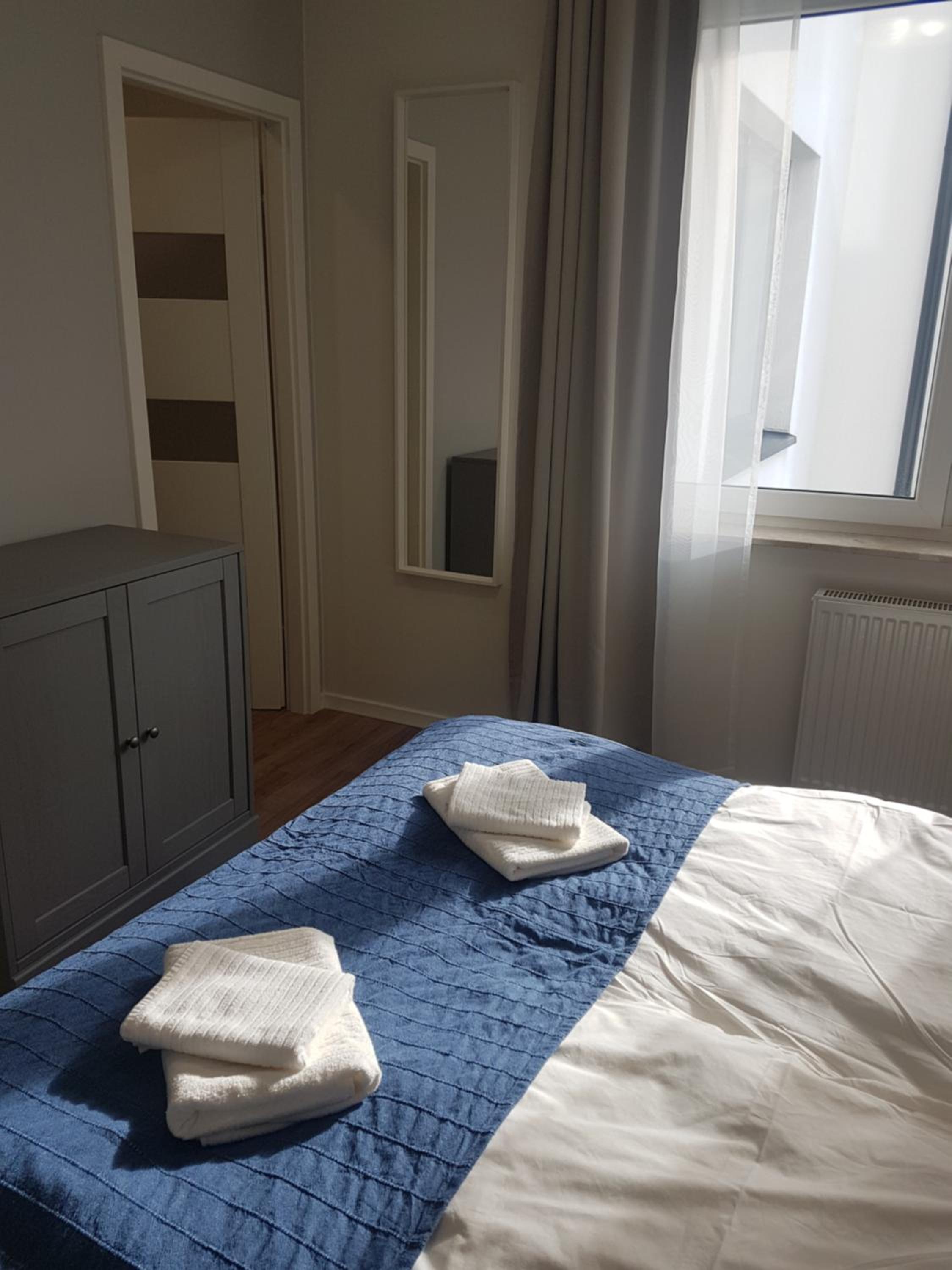 One-Bedroom Apartment - Photo 4