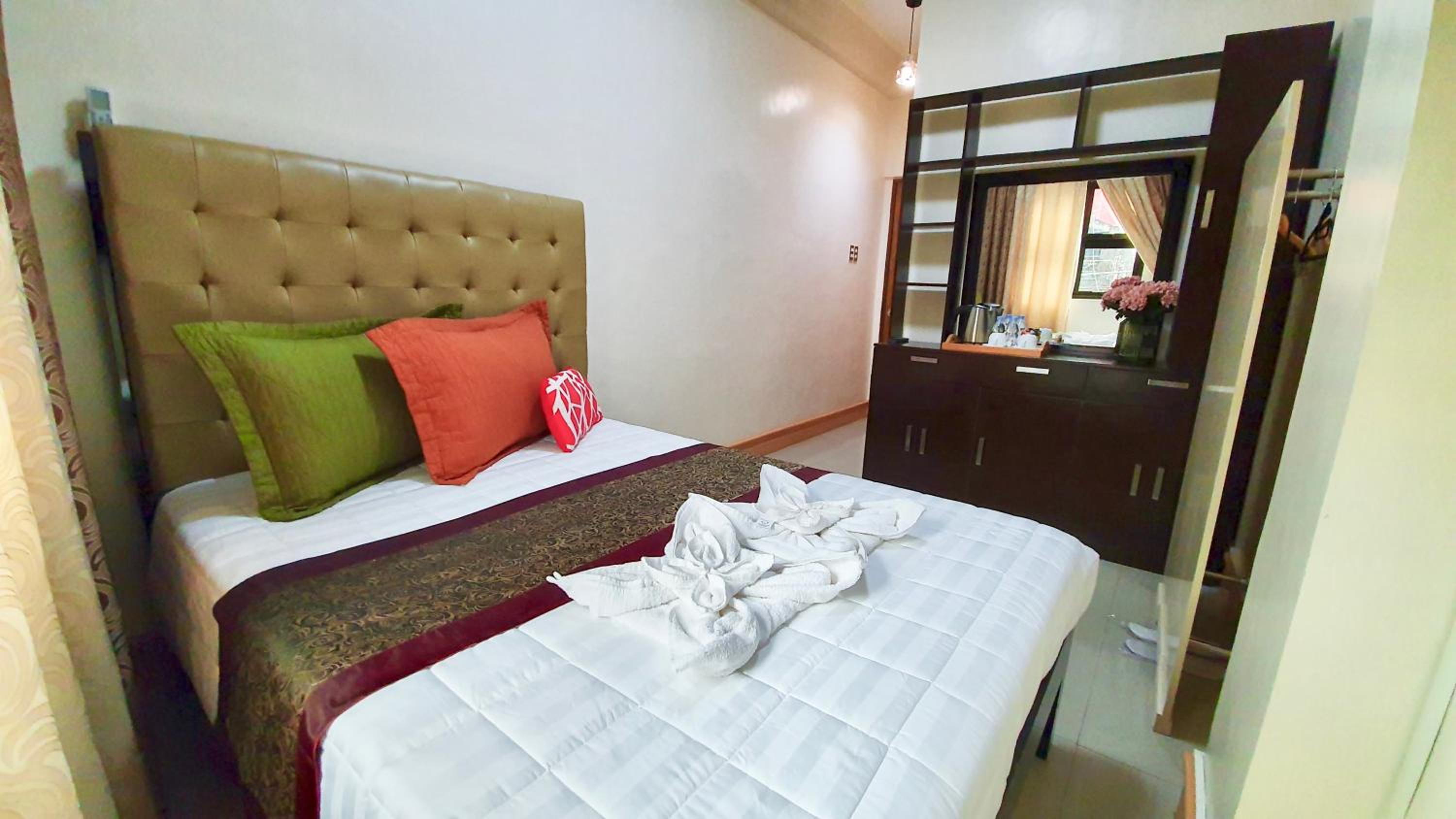 Double Room with Private Bathroom photo 2