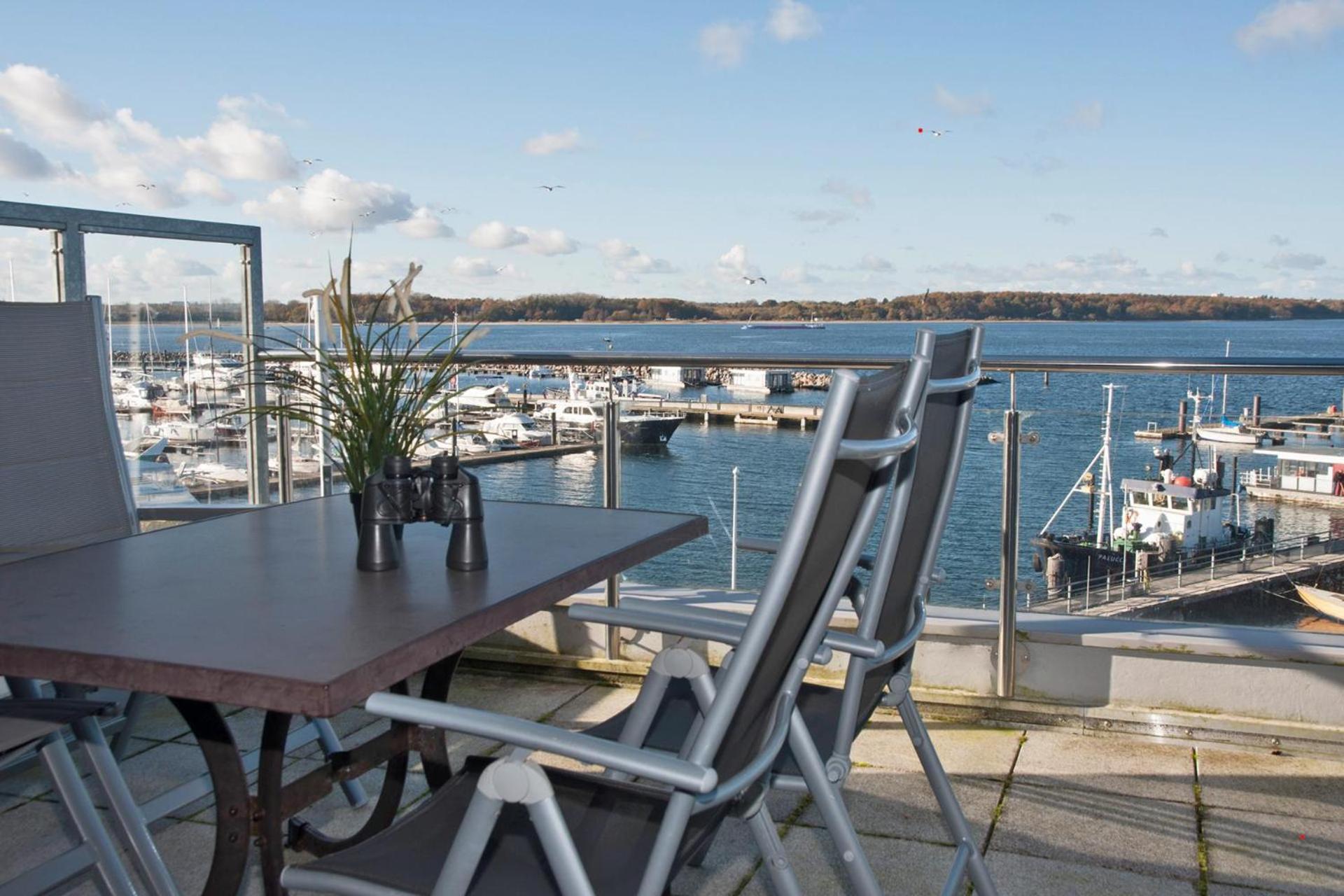 Apartment with Sea View photo 1