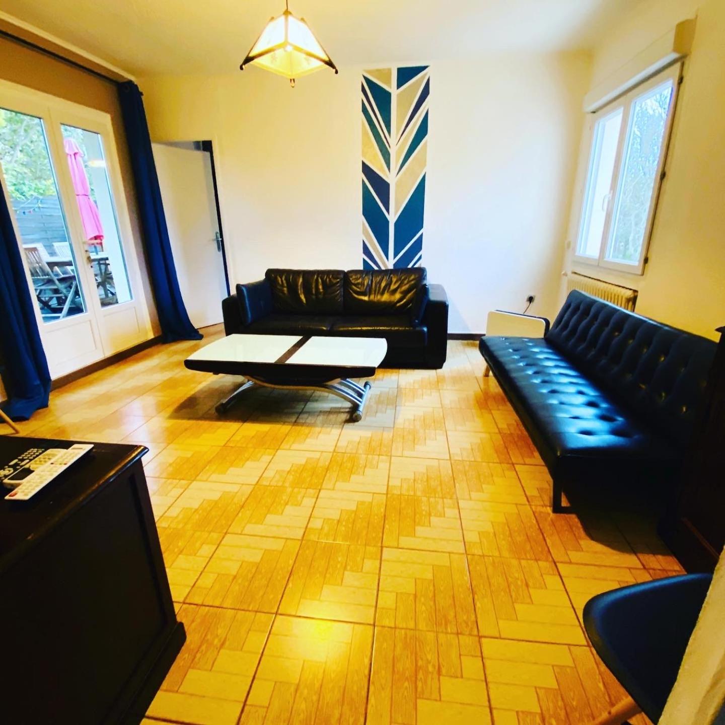 Apartment with Terrace - Photo 54