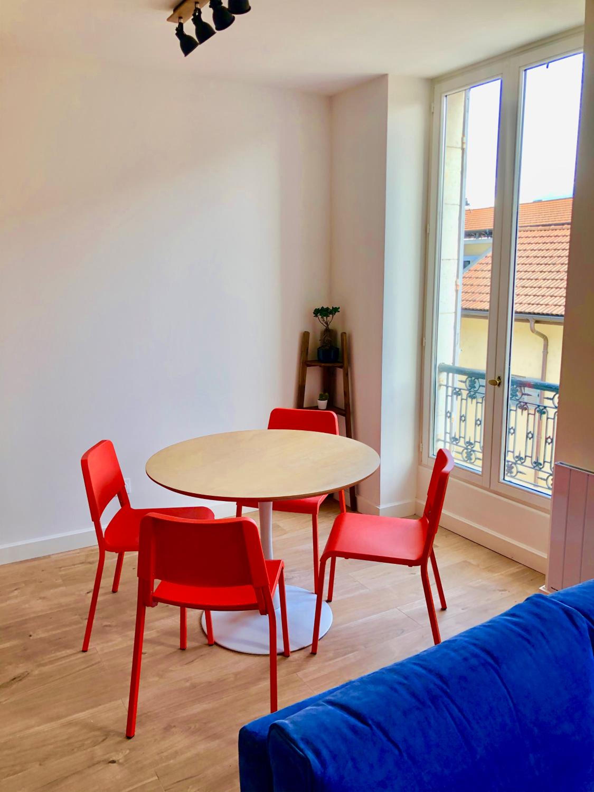 Apartment - Photo 1
