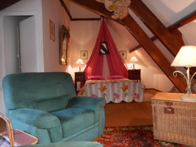 Double Room with Bath photo 1